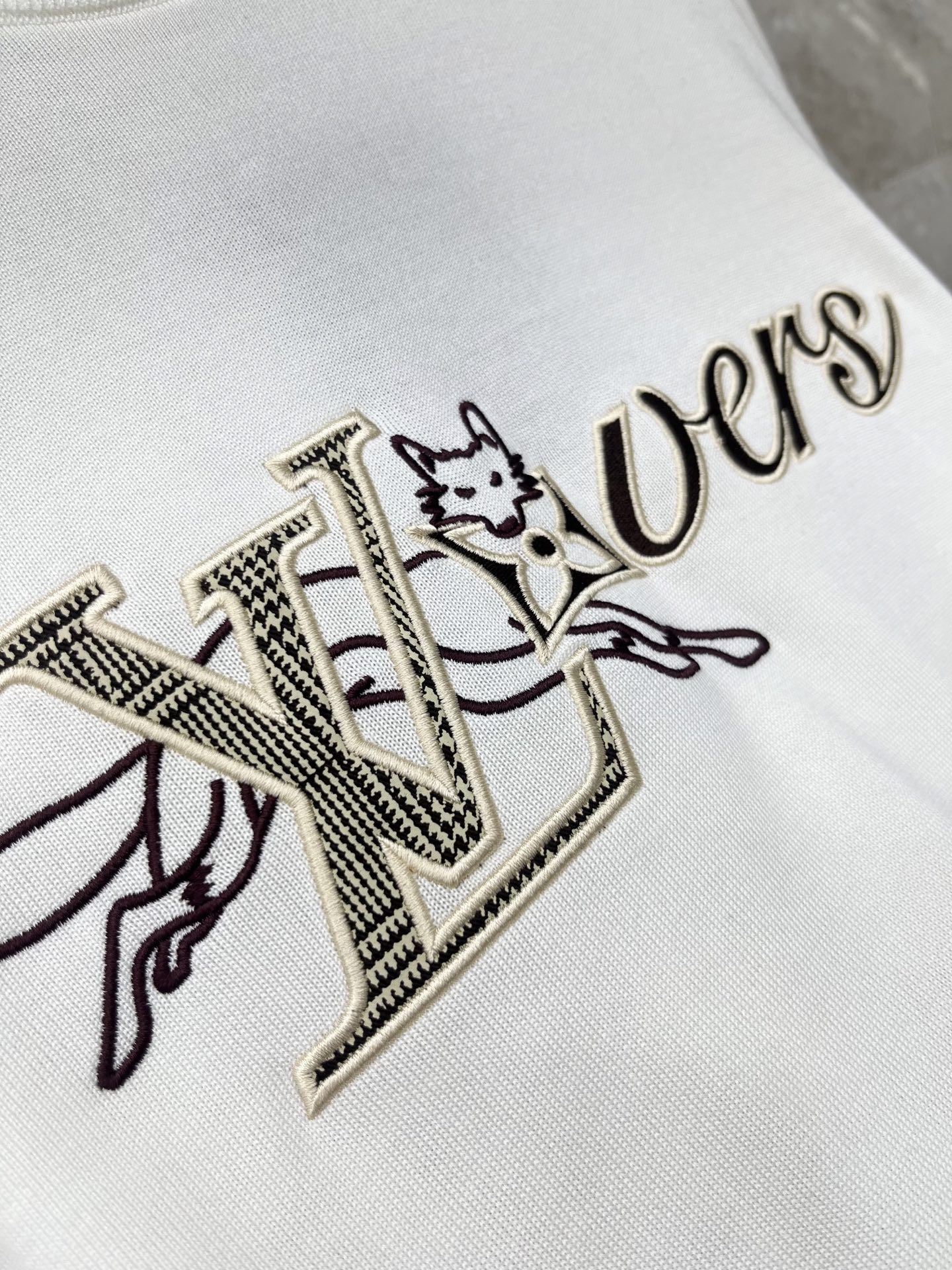 🛒𝐍𝐄𝐖 · 𝟐𝟎𝟐6/爆款现货【原版定制】LV ｜2026圆领老花刺绣针织短袖 男女同款定制YB材质 