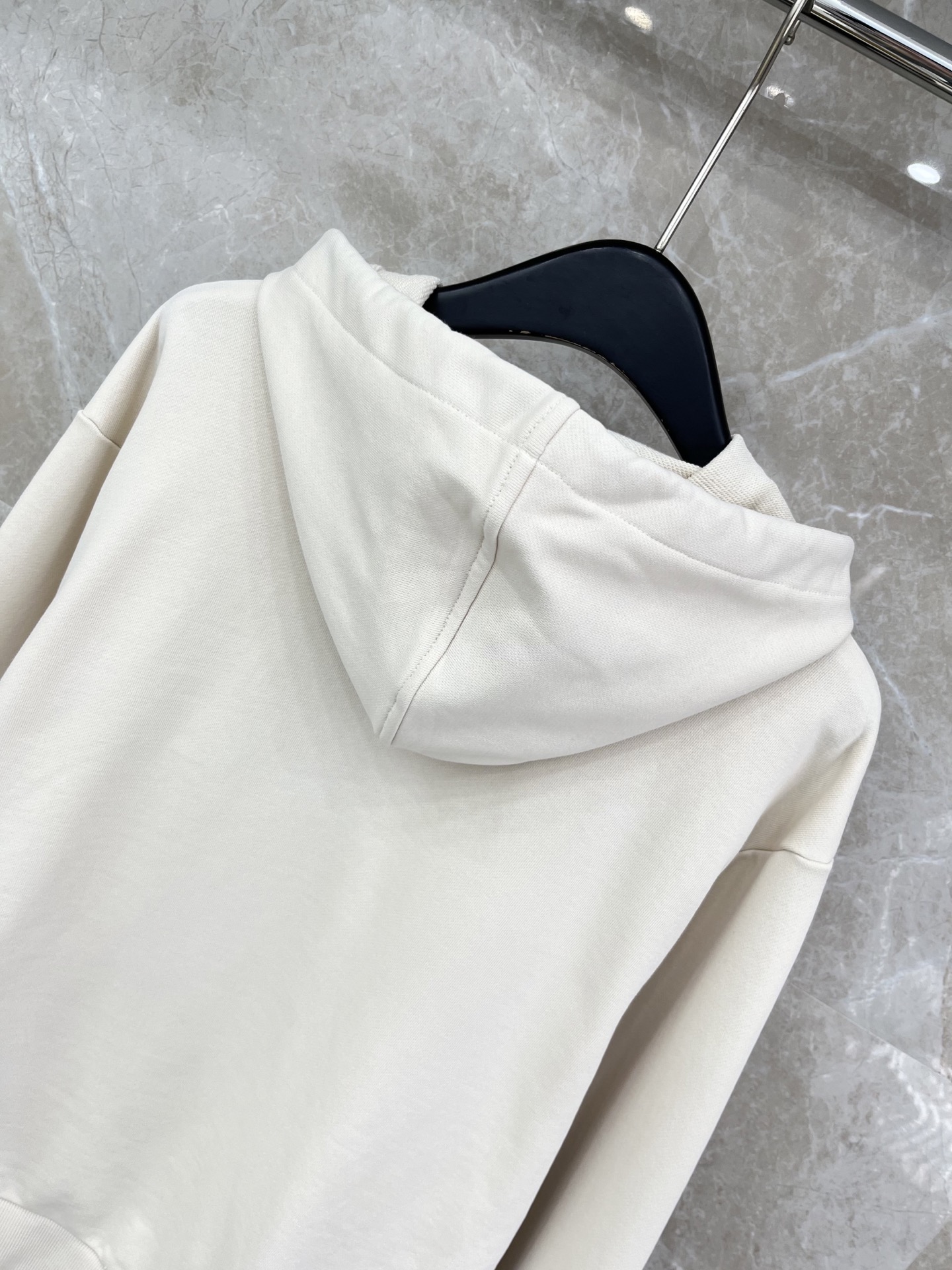 🛒𝐍𝐄𝐖 · 𝟐𝟎𝟐6/爆款现货原单品质 Prad*｜26早春带帽撞色印花抽绳外套代购爆款 非常实用经典