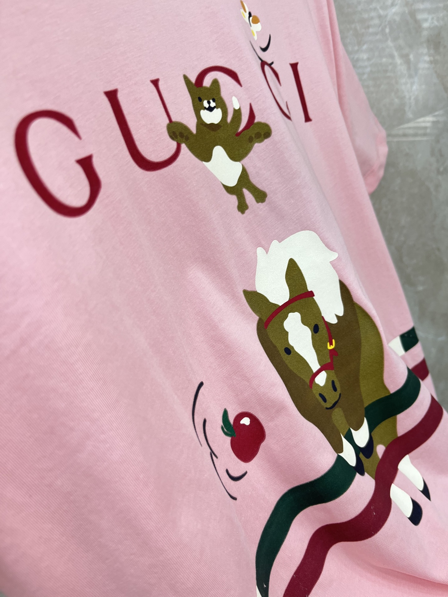 🛒𝐍𝐄𝐖 · 𝟐𝟎𝟐6/爆款现货原单品质 Gucc*｜精致印花短袖T恤高订面料 亲肤透气舒适标志性字母图