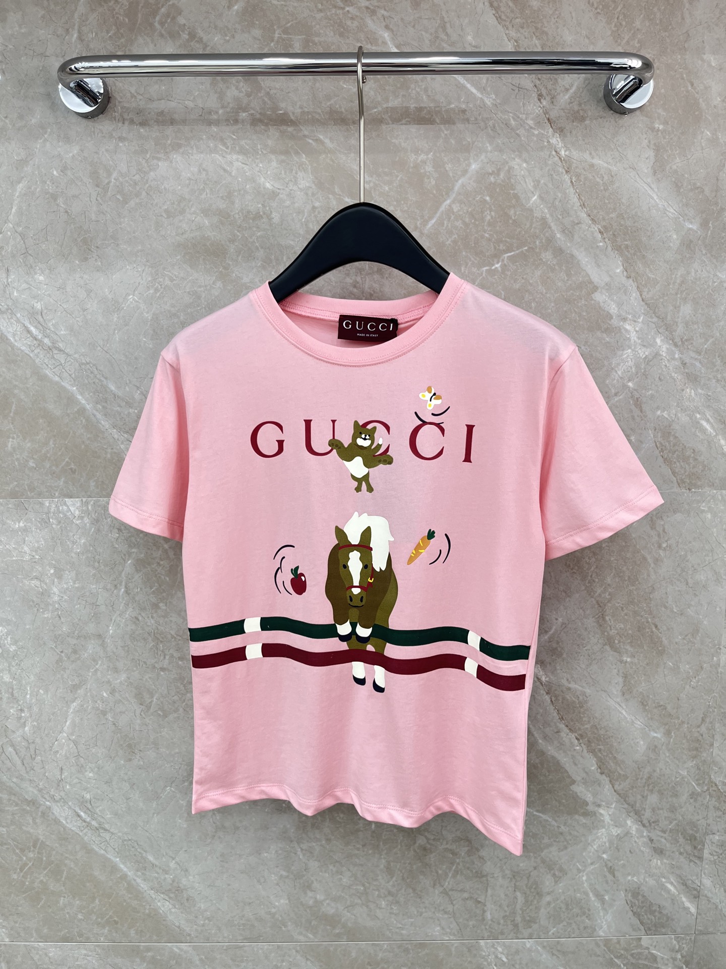 🛒𝐍𝐄𝐖 · 𝟐𝟎𝟐6/爆款现货原单品质 Gucc*｜精致印花短袖T恤高订面料 亲肤透气舒适标志性字母图