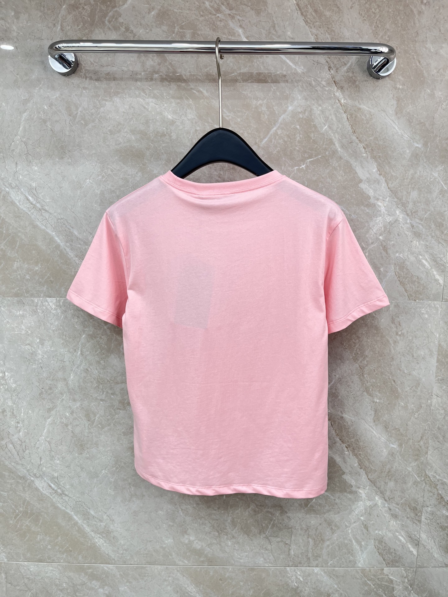 🛒𝐍𝐄𝐖 · 𝟐𝟎𝟐6/爆款现货原单品质 Gucc*｜精致印花短袖T恤高订面料 亲肤透气舒适标志性字母图