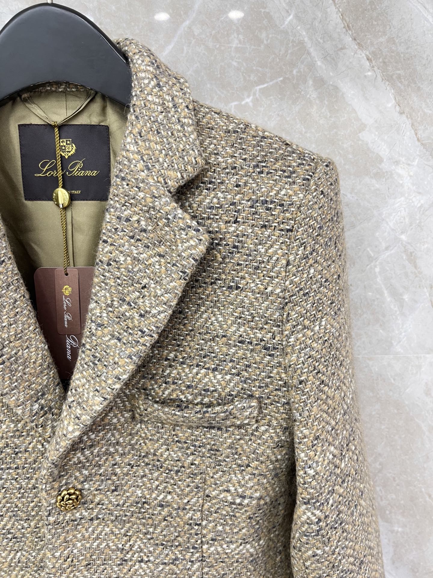 🛒𝐍𝐄𝐖 · 𝟐𝟎𝟐6/爆款现货原单品质 Lp*｜26早春新品粗花呢翻领外套混色纱线设计 大工厂订制！羊