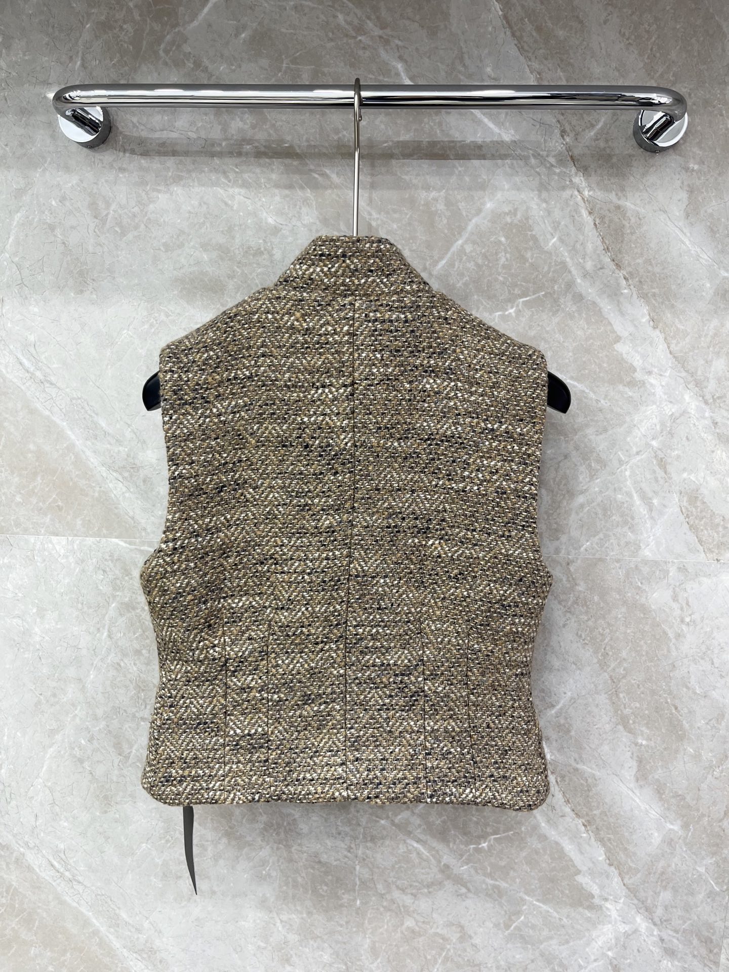 🛒𝐍𝐄𝐖 · 𝟐𝟎𝟐6/爆款现货原单品质 Lp*｜26早春新品粗花呢立领马甲外套混色纱线设计 大工厂订制