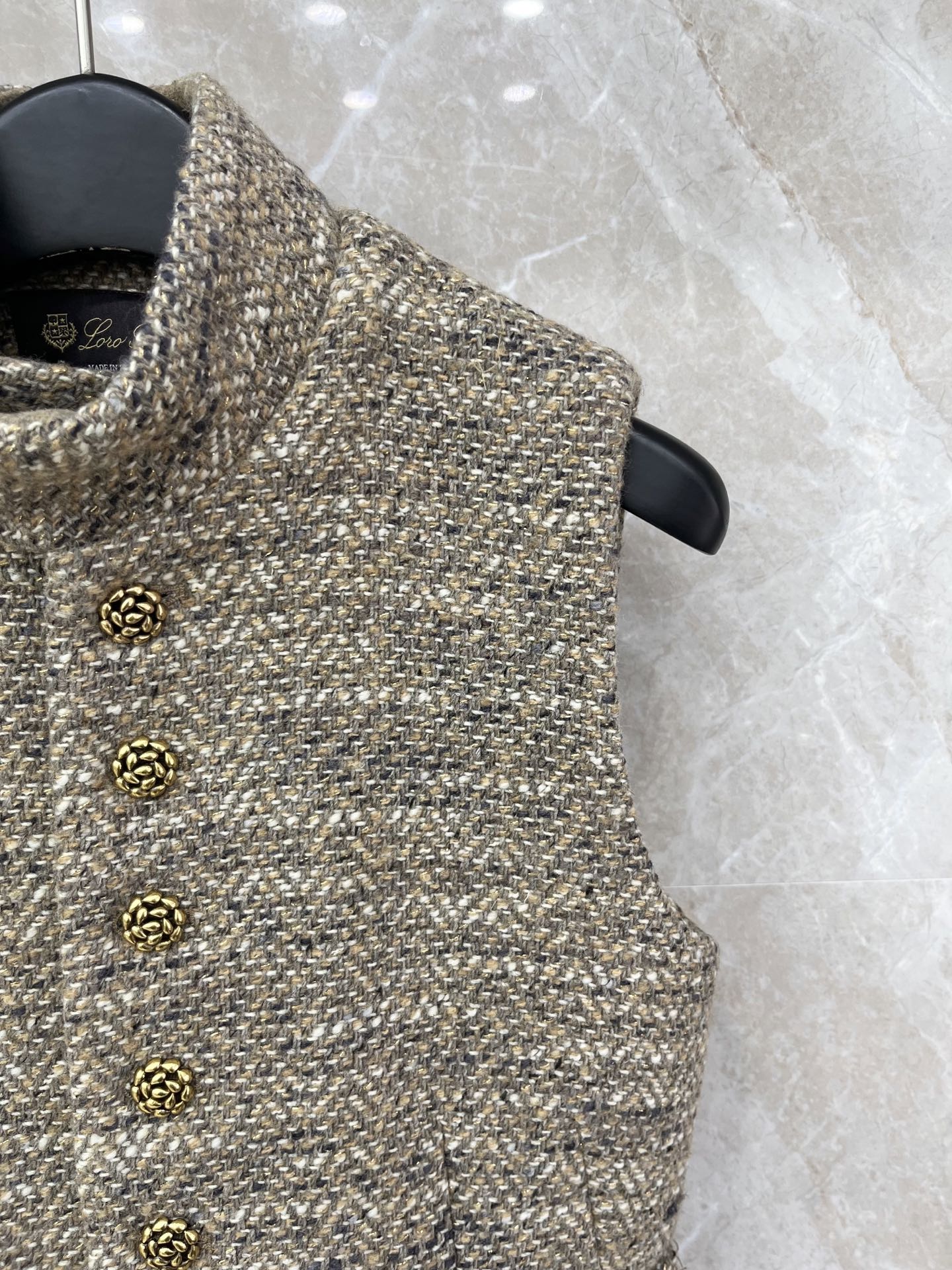 🛒𝐍𝐄𝐖 · 𝟐𝟎𝟐6/爆款现货原单品质 Lp*｜26早春新品粗花呢立领马甲外套混色纱线设计 大工厂订制