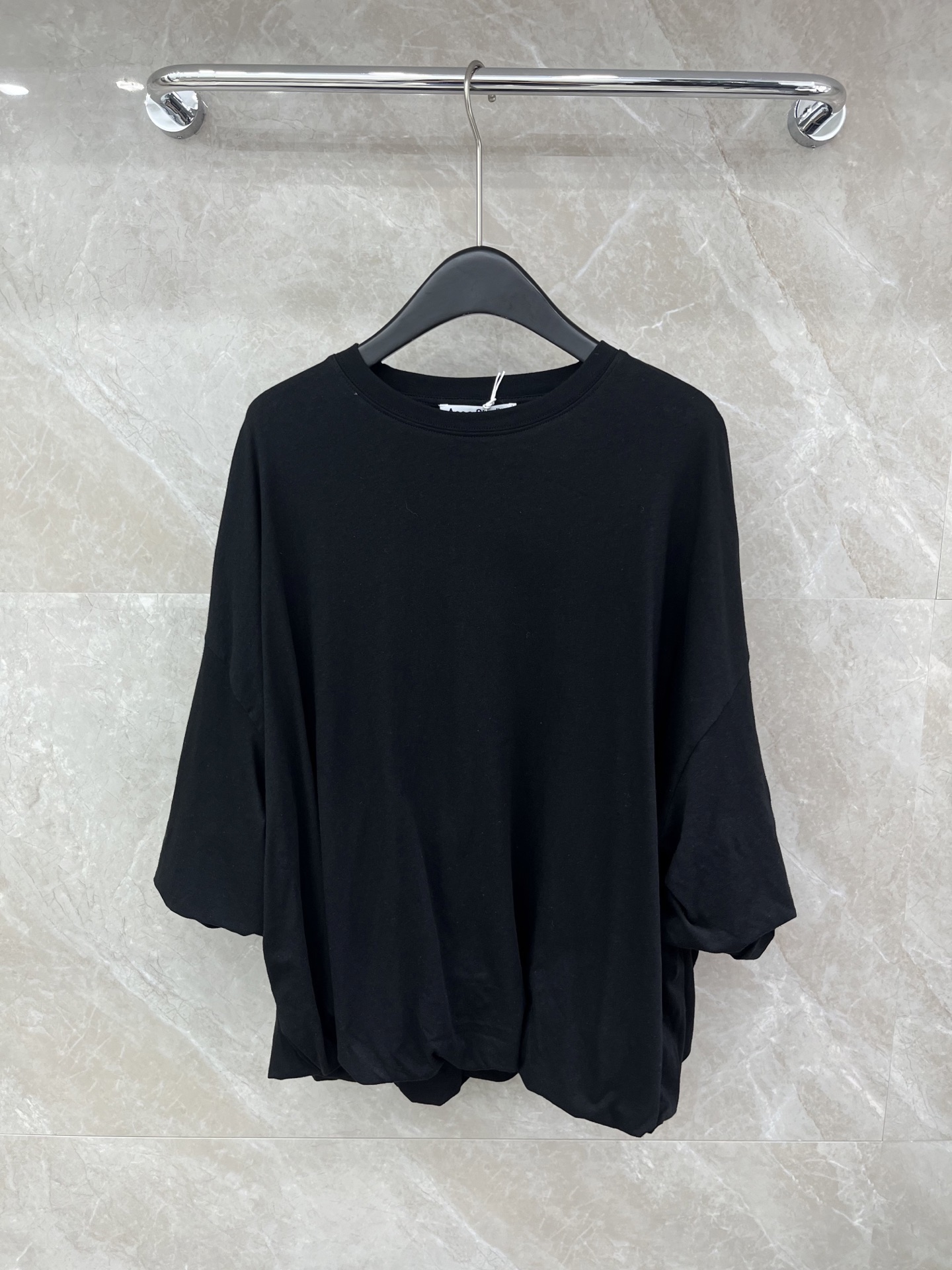 🛒𝐍𝐄𝐖 · 𝟐𝟎𝟐6/爆款现货【原版定制】𝐀𝐂𝐍𝐄 𝐒𝐓𝐔𝐃𝐈𝐎*｜26新款 贴布涂鸦字母T 美式辣妹