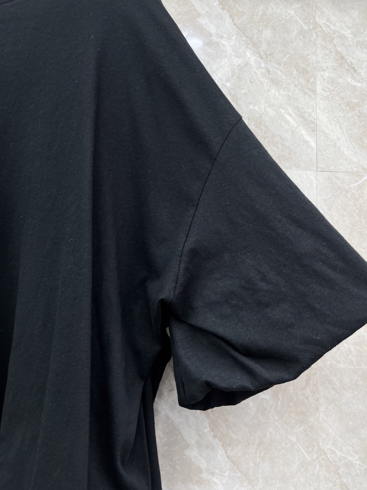 🛒𝐍𝐄𝐖 · 𝟐𝟎𝟐6/爆款现货【原版定制】𝐀𝐂𝐍𝐄 𝐒𝐓𝐔𝐃𝐈𝐎*｜26新款 贴布涂鸦字母T 美式辣妹