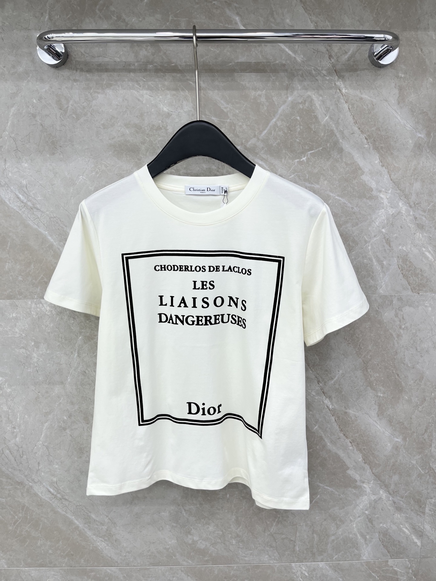 🛒𝐍𝐄𝐖 · 𝟐𝟎𝟐6/爆款现货原单品质 Dio*｜26新品植绒短袖T恤精致宽松版型上身巨显瘦！定制最新