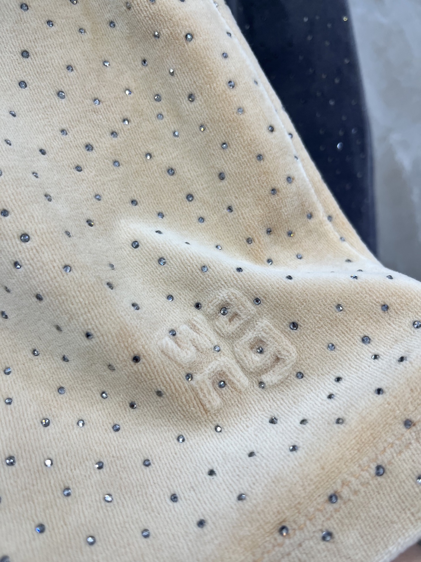 🛒𝐍𝐄𝐖 · 𝟐𝟎𝟐6/爆款现货【原版定制】Alex*｜抽绳丝绒烫钻裤裙 系列款精致千金风穿搭 高腰版型