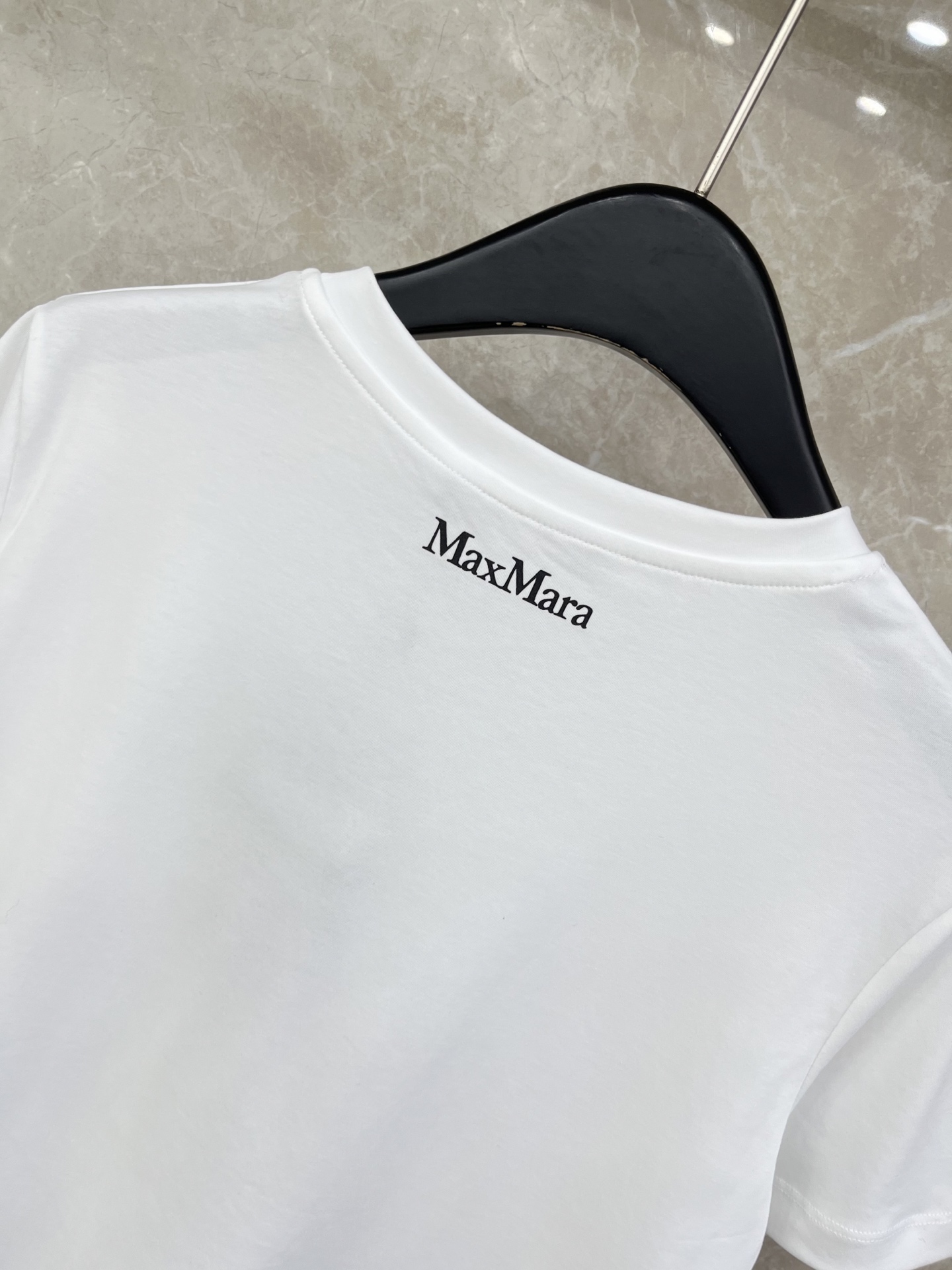 🛒𝐍𝐄𝐖 · 𝟐𝟎𝟐6/爆款现货原单品质 Max*｜精致印花订珠短袖T恤高订面料 精致手工 亲肤透气舒适