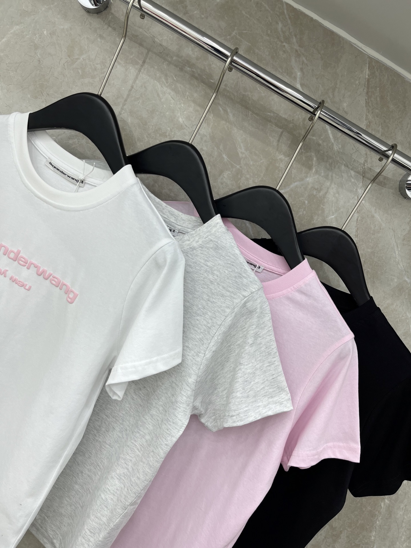 🛒𝐍𝐄𝐖 · 𝟐𝟎𝟐6/爆款现货【原版定制】 Alex*｜2026新品圆领短版短袖𝑇𝑒𝑒定制YB棉材质 