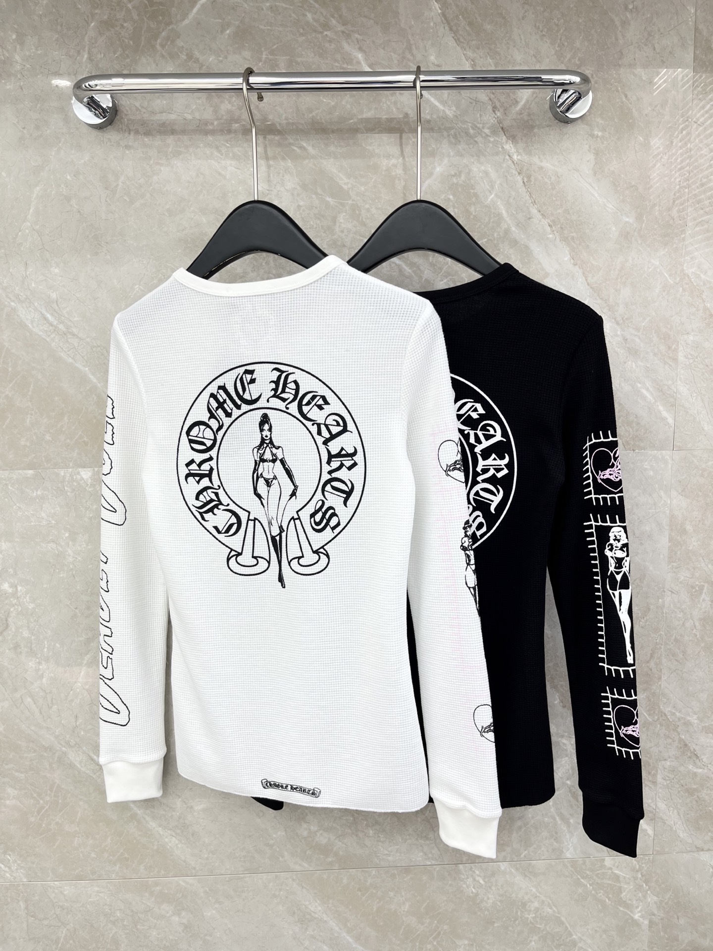 🛒𝐍𝐄𝐖 · 𝟐𝟎𝟐6/爆款现货原单品质 克罗星｜2026新款长袖印花T高品质时尚潮流上身的触感谁穿谁知