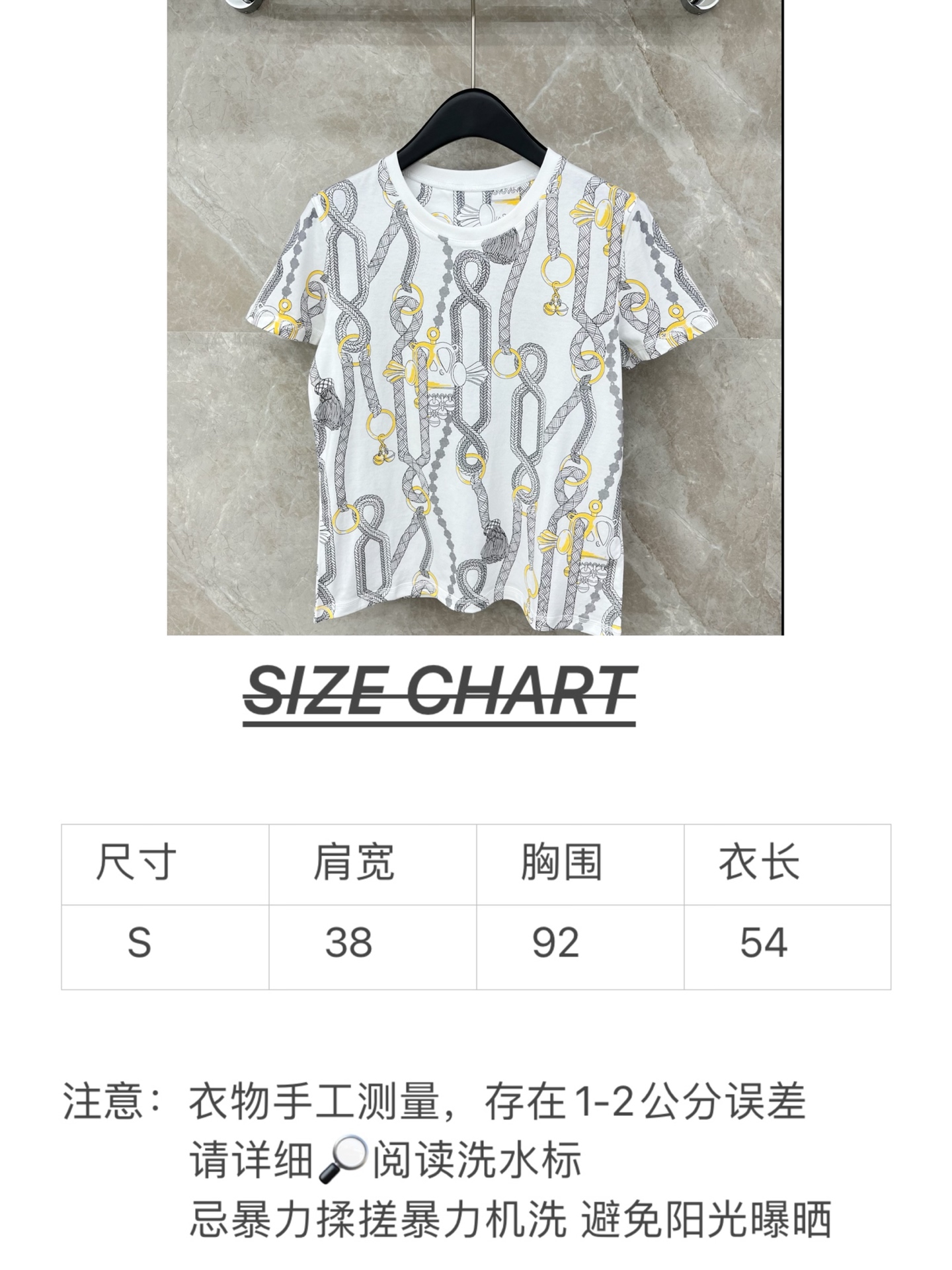 🛒𝐍𝐄𝐖 · 𝟐𝟎𝟐6/爆款现货原单品质 Her*｜26新品印花短袖T恤精致常规版型上身巨显瘦！定制最新