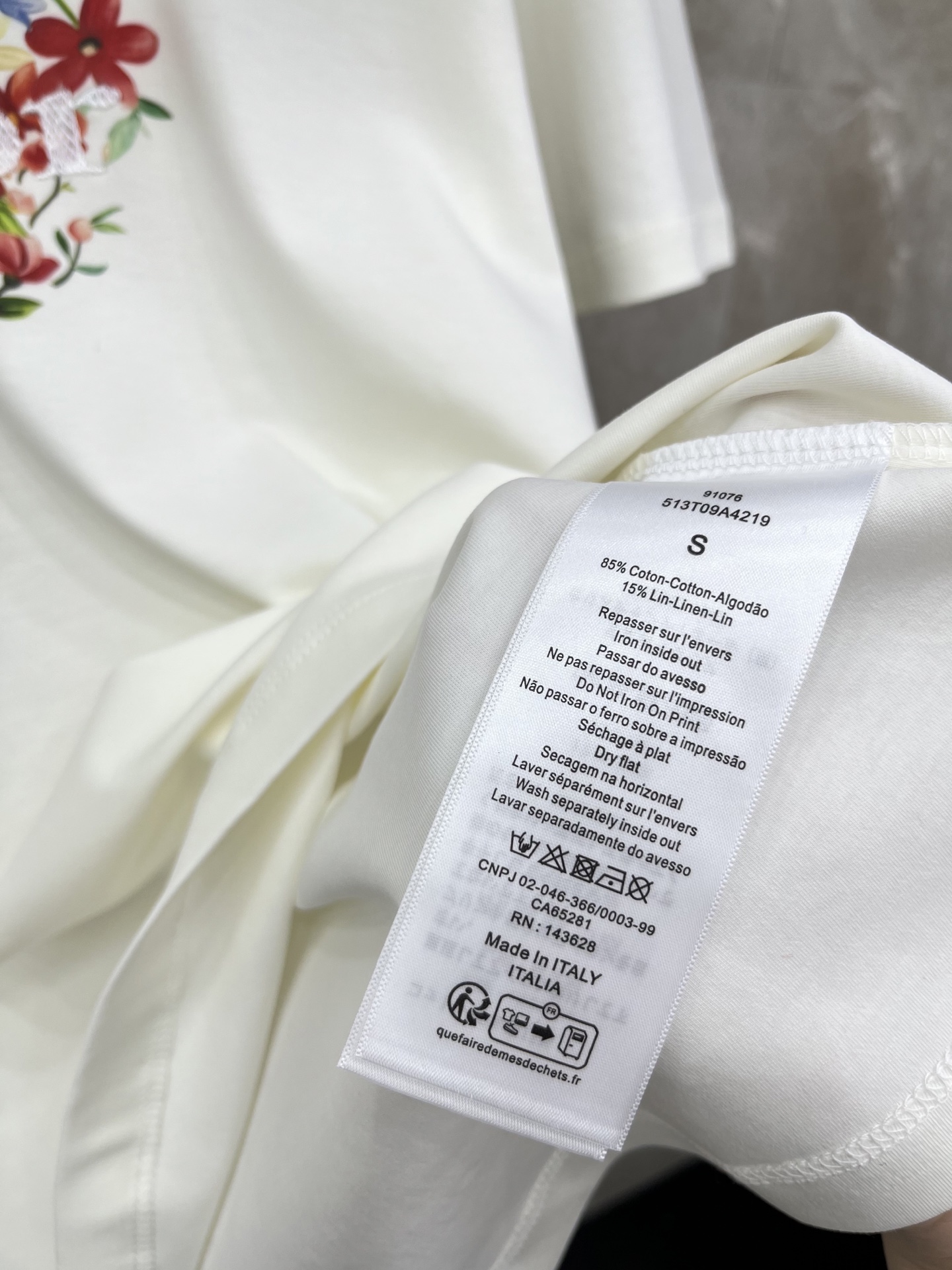 🛒𝐍𝐄𝐖 · 𝟐𝟎𝟐6/爆款现货原单品质 Dio*｜26新品刺绣印花短袖T恤精致版型上身巨显瘦！定制最新