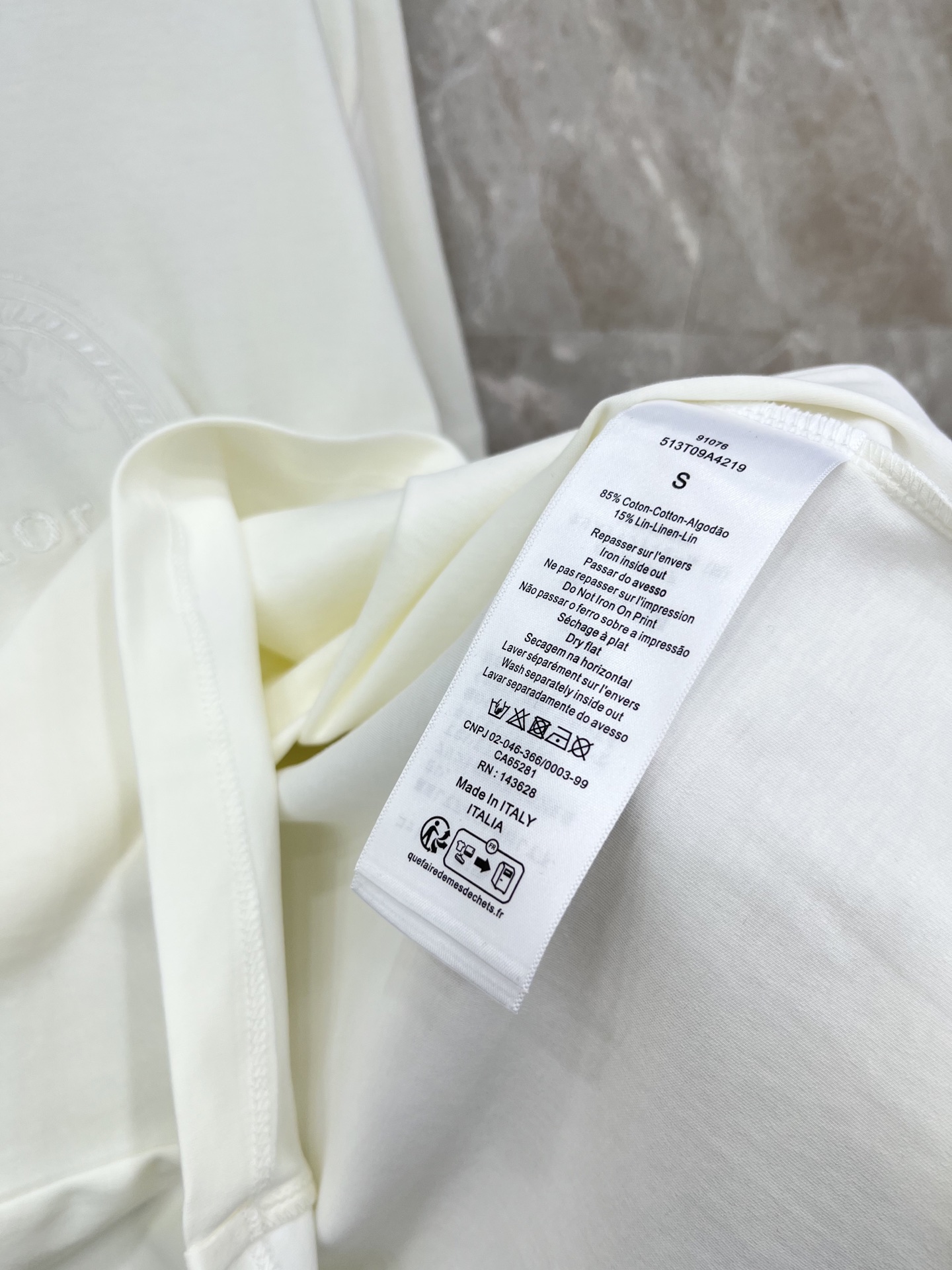 🛒𝐍𝐄𝐖 · 𝟐𝟎𝟐6/爆款现货原单品质 Dio*｜26新品刺绣印花短袖T恤精致版型上身巨显瘦！定制最新