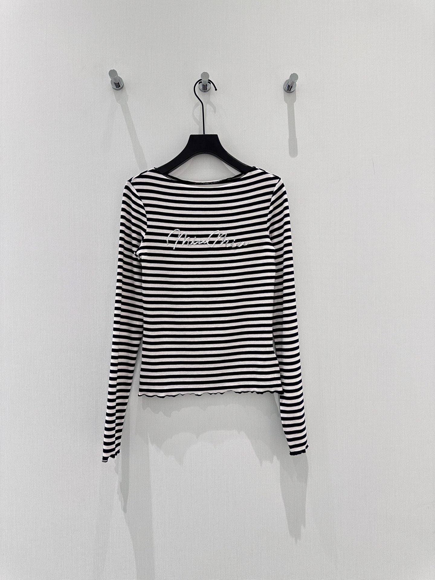 🛒𝐍𝐄𝐖 · 𝟐𝟎𝟐6/爆款现货设计师 原创｜2026新款天丝羊毛条纹打底衫云感舒适的系列！上身的触感谁