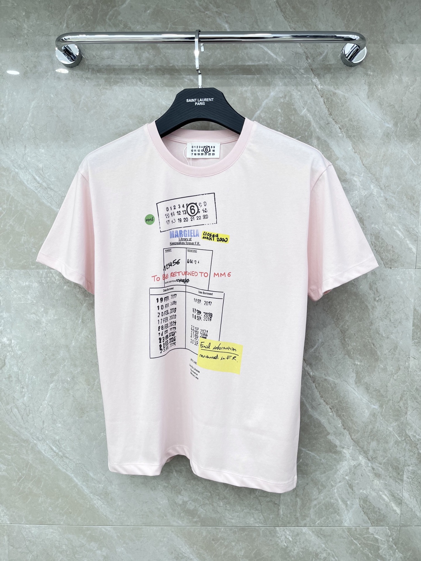 🛒𝐍𝐄𝐖 · 𝟐𝟎𝟐6/爆款现货原单品质 MM6*｜26新品印花短袖T恤精致宽松版型上身巨显瘦！定制最新