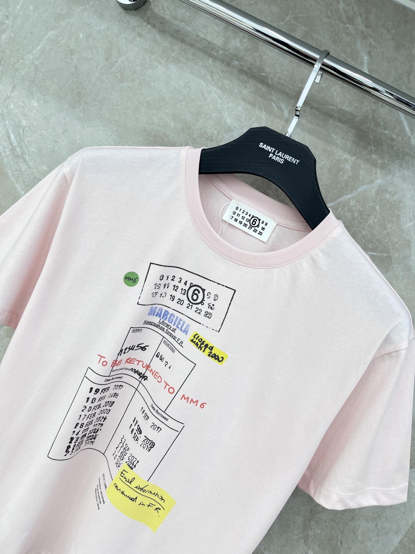 🛒𝐍𝐄𝐖 · 𝟐𝟎𝟐6/爆款现货原单品质 MM6*｜26新品印花短袖T恤精致宽松版型上身巨显瘦！定制最新