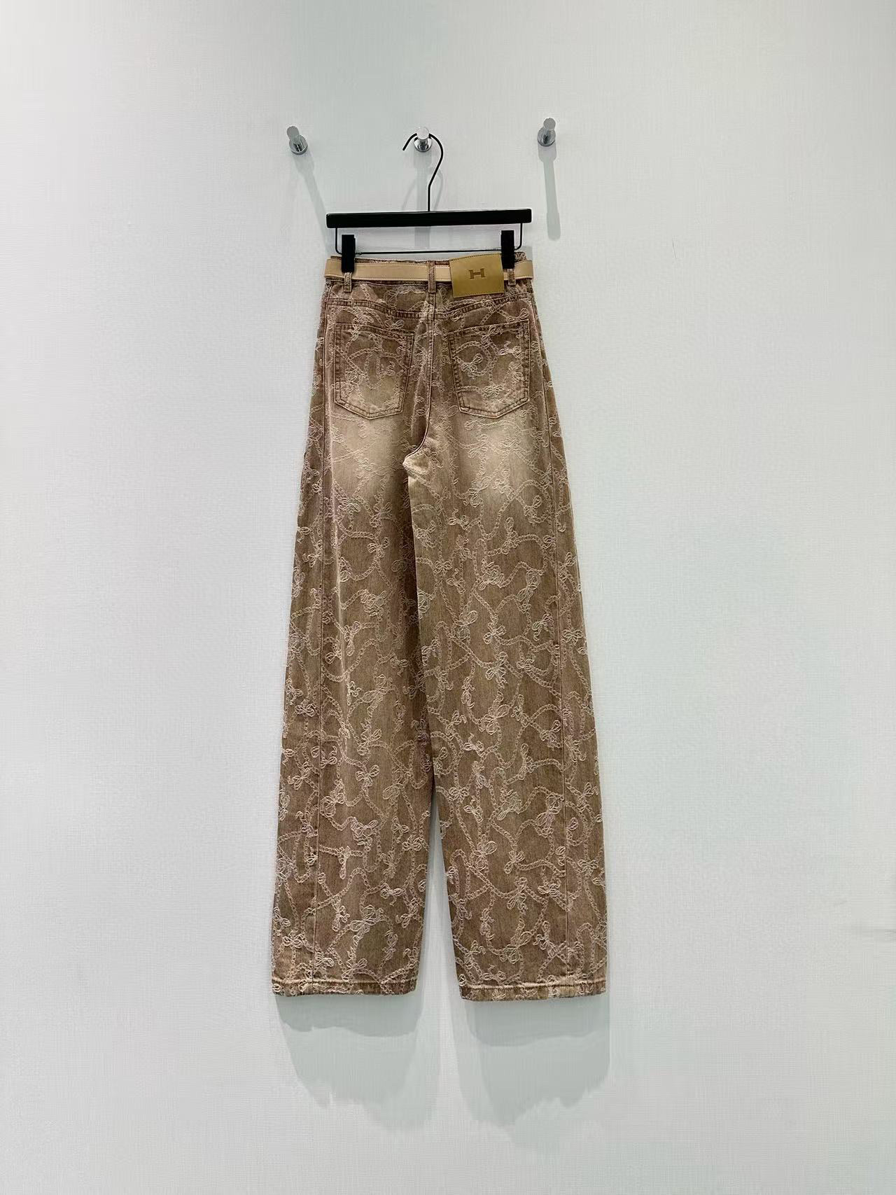 🛒𝐍𝐄𝐖 · 𝟐𝟎𝟐6/爆款现货【早春新款】原创｜定制纹理提花牛仔裤采用高端定制面料，牛仔穿起来非常舒适