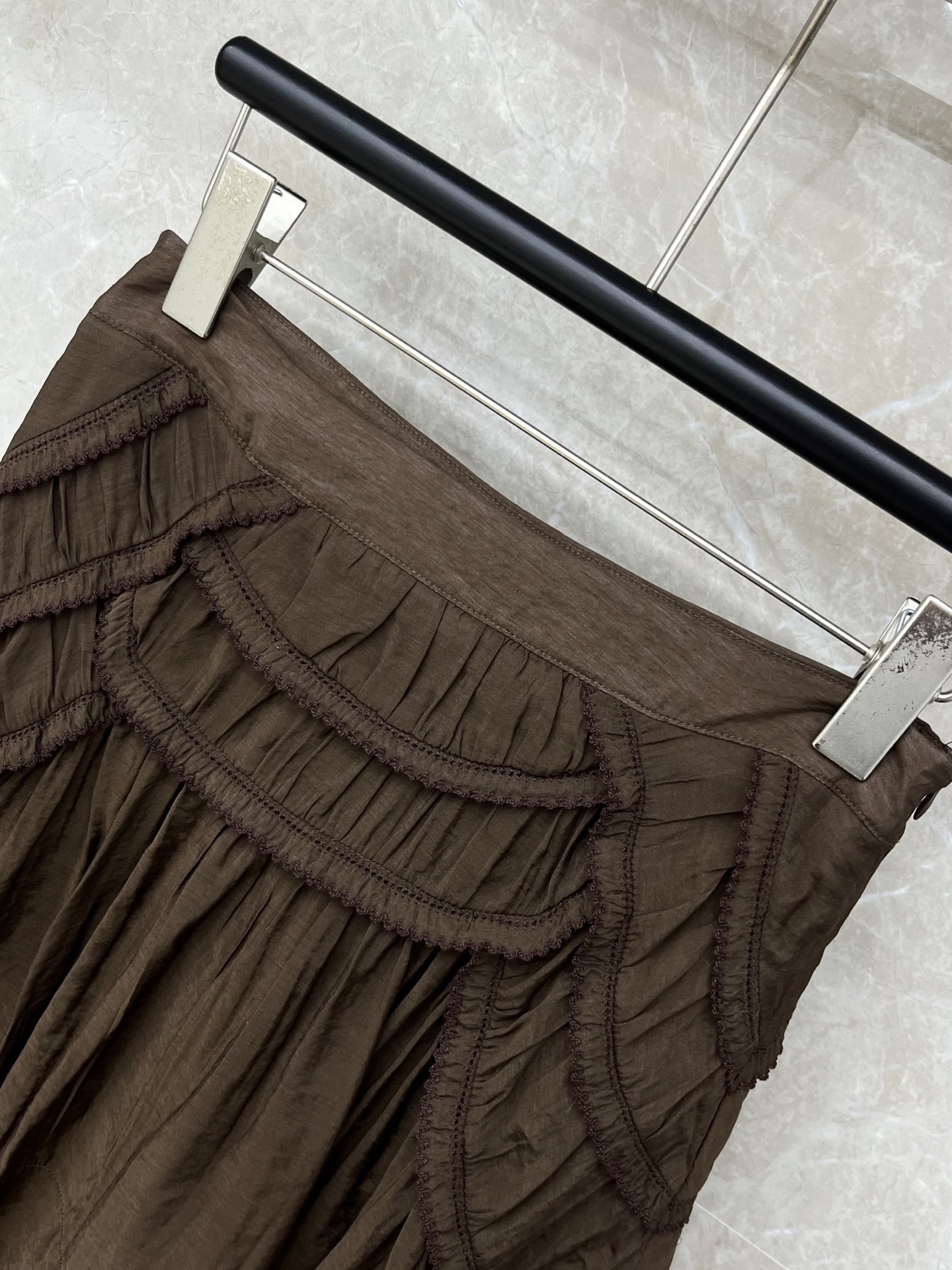 🛒𝐍𝐄𝐖 · 𝟐𝟎𝟐6/爆款现货原单品质 小众*｜2026新品珊瑚袖压褶半裙 系列款伞裙设计 精致版型，