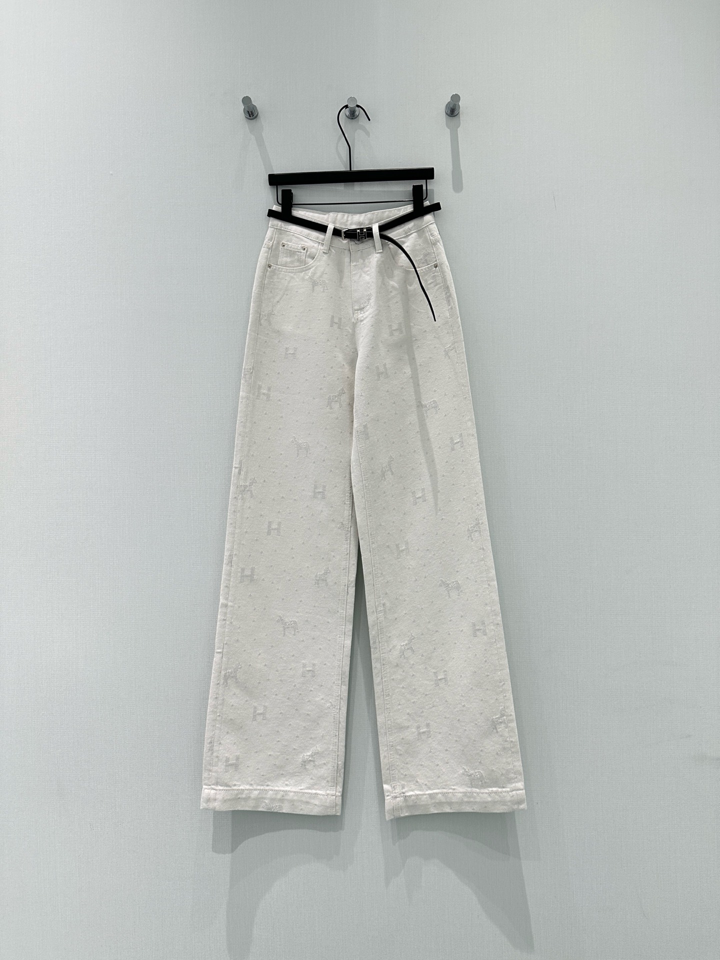 🛒𝐍𝐄𝐖 · 𝟐𝟎𝟐6/爆款现货【早春新款】原创｜定制纹理提花牛仔裤采用高端定制面料，牛仔穿起来非常舒适