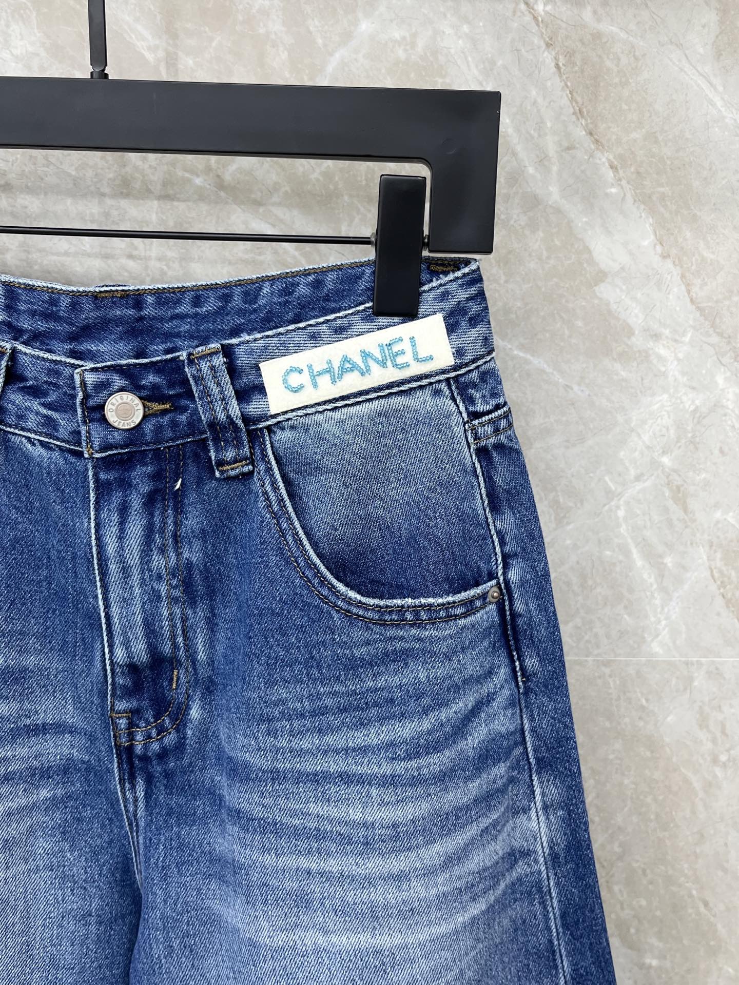 🛒𝐍𝐄𝐖 · 𝟐𝟎𝟐6/爆款现货原单品质 Chane*｜26新款中古系列七分牛仔裤爆单系列款 气质女神必