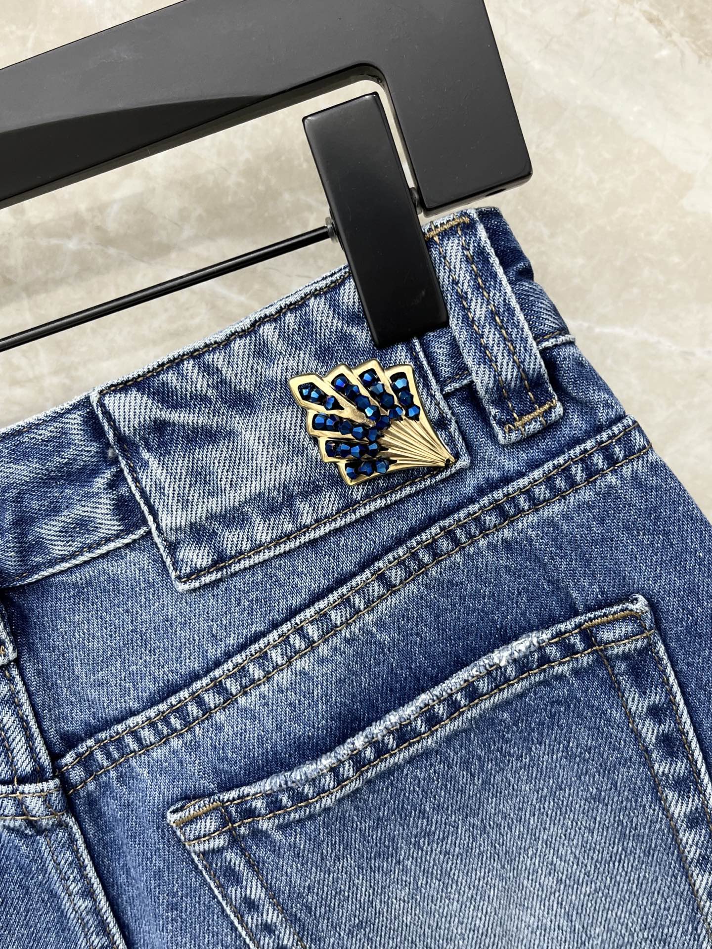 🛒𝐍𝐄𝐖 · 𝟐𝟎𝟐6/爆款现货原单品质 Chane*｜26新款中古系列七分牛仔裤爆单系列款 气质女神必