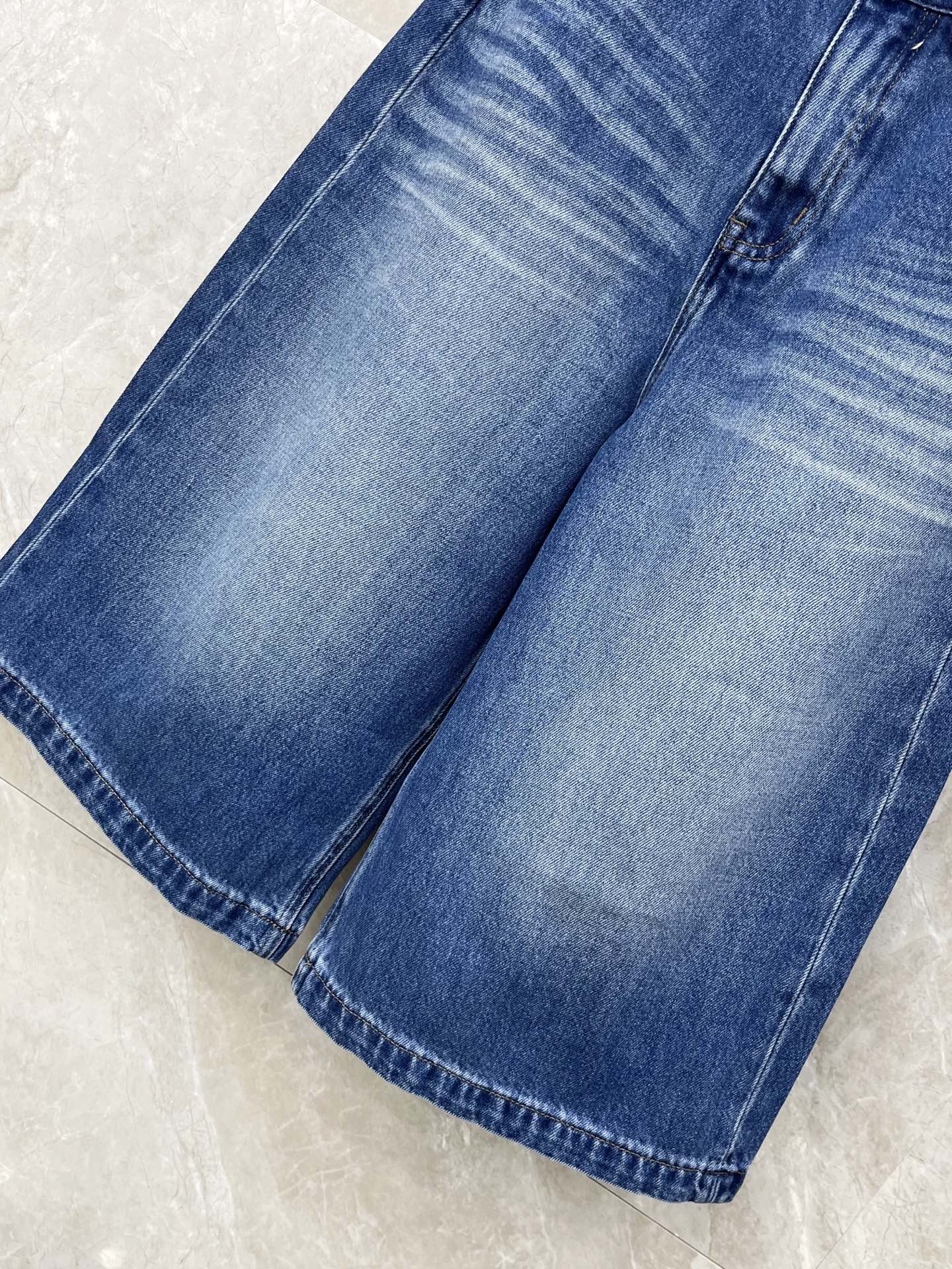 🛒𝐍𝐄𝐖 · 𝟐𝟎𝟐6/爆款现货原单品质 Chane*｜26新款中古系列七分牛仔裤爆单系列款 气质女神必