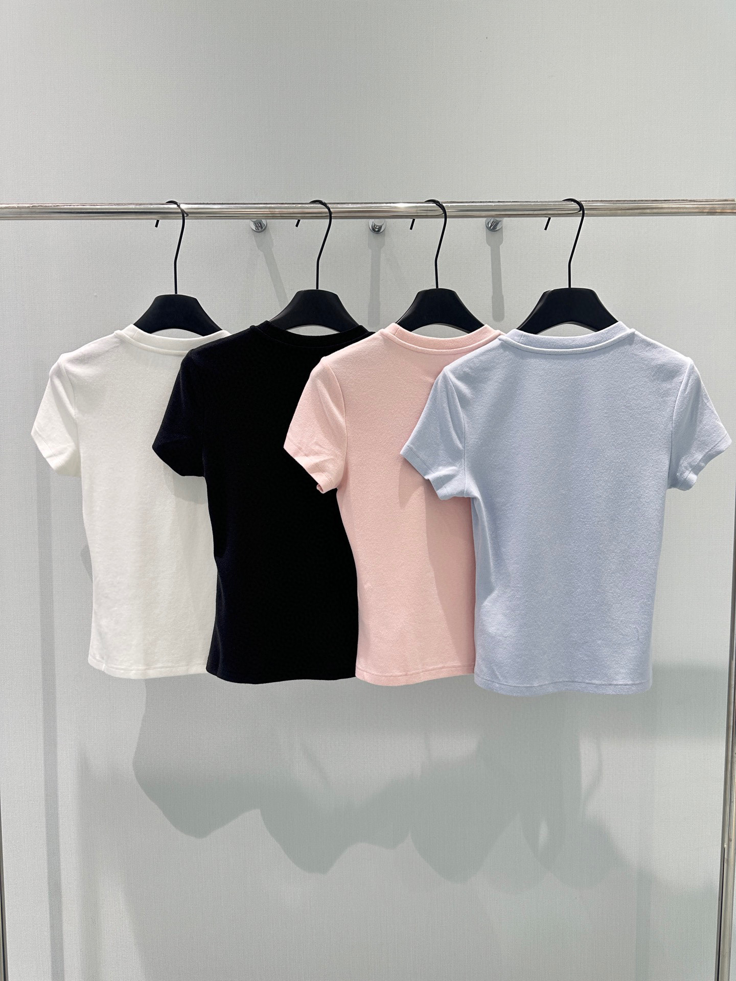 🛒𝐍𝐄𝐖 · 𝟐𝟎𝟐6/爆款现货设计师 原创｜2026新款棉质短袖T恤云感舒适的系列！上身的触感谁穿谁知