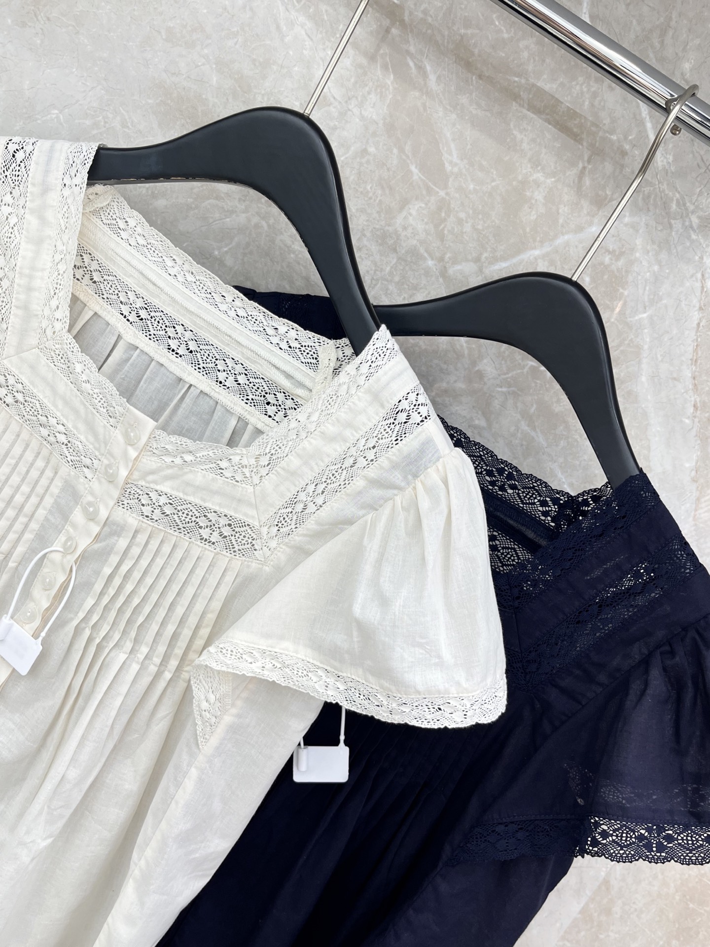 🛒𝐍𝐄𝐖 · 𝟐𝟎𝟐6/爆款现货原单品质 小众*｜2026新品法式刺绣蕾丝拼接花边衬衫精致版型，高级肌理