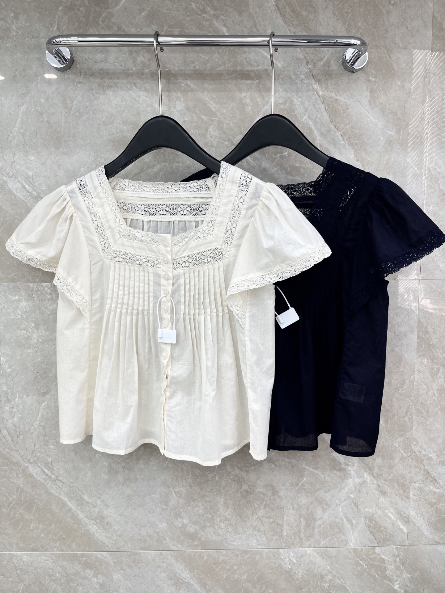 🛒𝐍𝐄𝐖 · 𝟐𝟎𝟐6/爆款现货原单品质 小众*｜2026新品法式刺绣蕾丝拼接花边衬衫精致版型，高级肌理