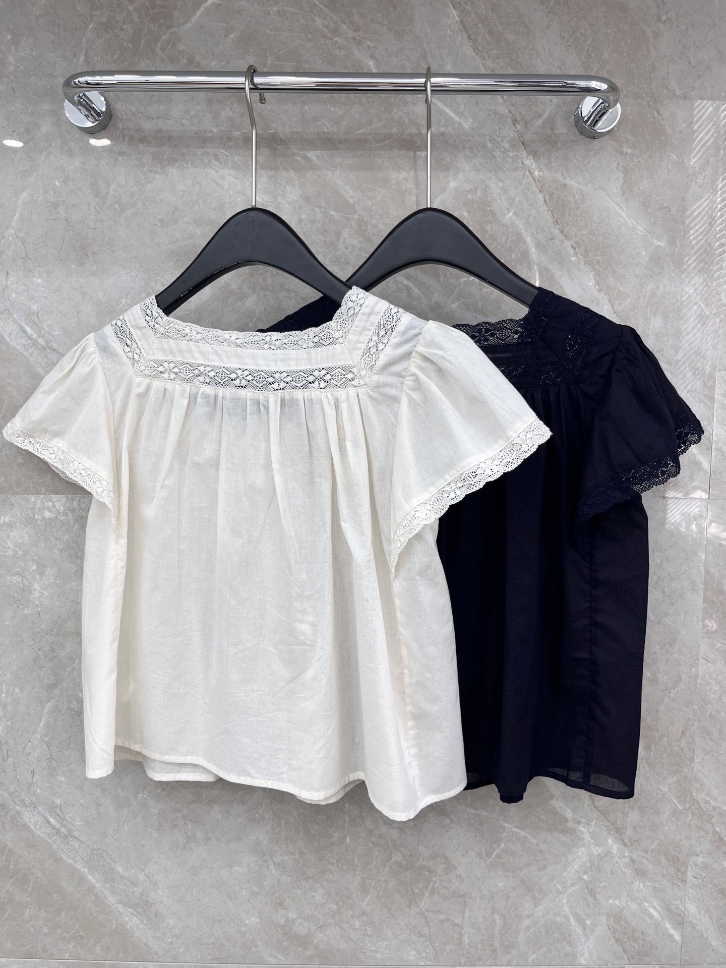 🛒𝐍𝐄𝐖 · 𝟐𝟎𝟐6/爆款现货原单品质 小众*｜2026新品法式刺绣蕾丝拼接花边衬衫精致版型，高级肌理