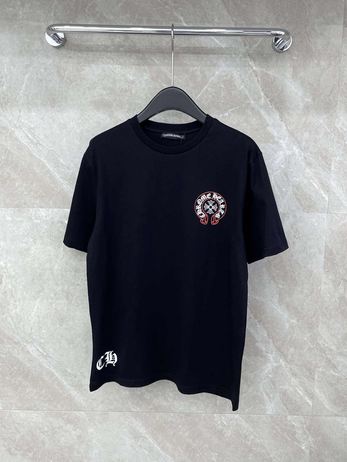 🛒𝐍𝐄𝐖 · 𝟐𝟎𝟐6/爆款现货原单品质 克罗星 *｜26新品印花短袖T恤精致宽松版型上身巨显瘦！男女同