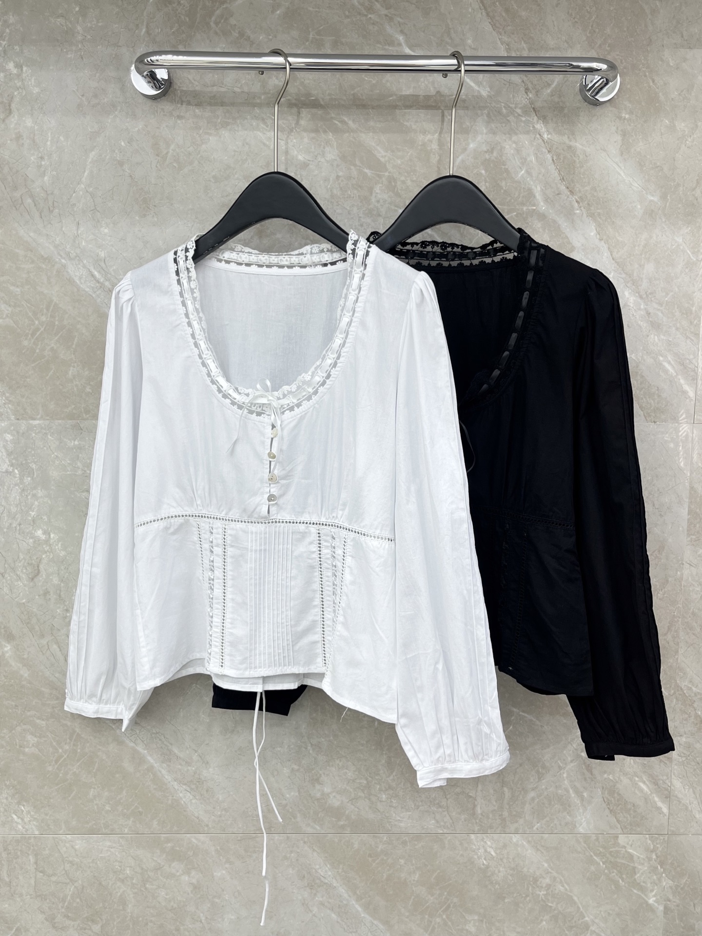 🛒𝐍𝐄𝐖 · 𝟐𝟎𝟐6/爆款现货原单品质 小众*｜2026新品法式刺绣蕾丝拼接花边衬衫精致版型，高级肌理