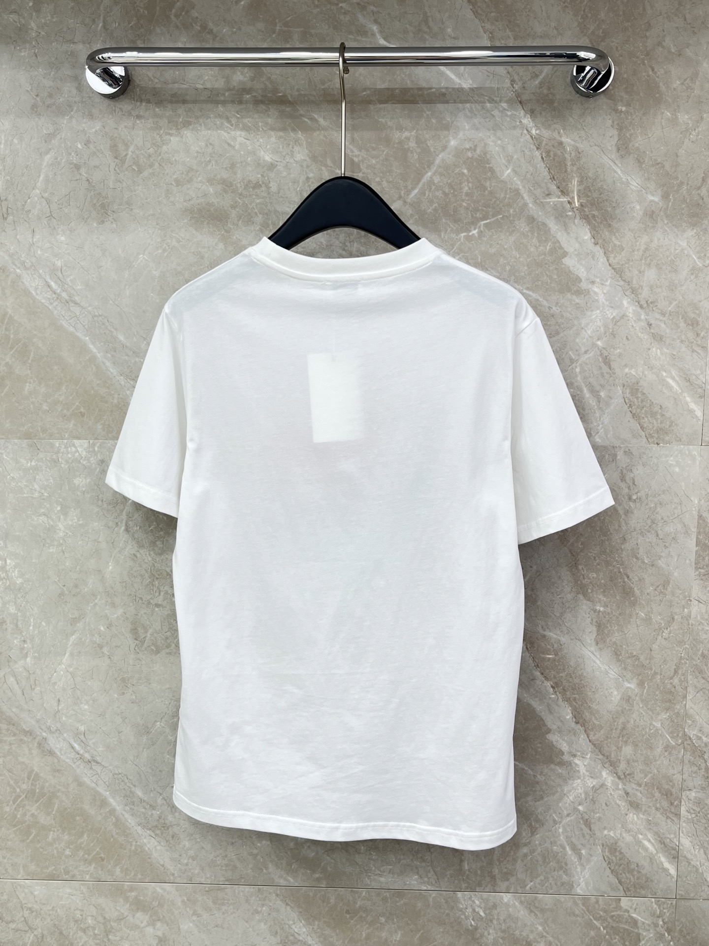 🛒𝐍𝐄𝐖 · 𝟐𝟎𝟐6/爆款现货原单品质 Celi *｜26新品印花短袖T恤精致宽松版型上身巨显瘦！男女