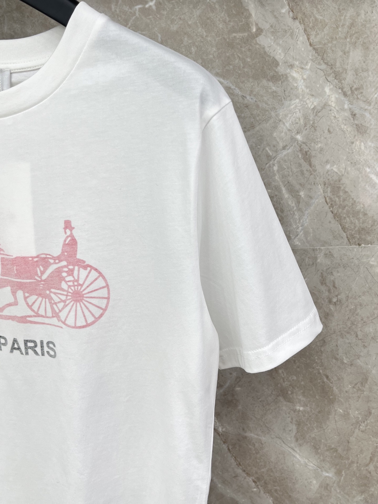 🛒𝐍𝐄𝐖 · 𝟐𝟎𝟐6/爆款现货原单品质 Celi *｜26新品印花短袖T恤精致宽松版型上身巨显瘦！男女