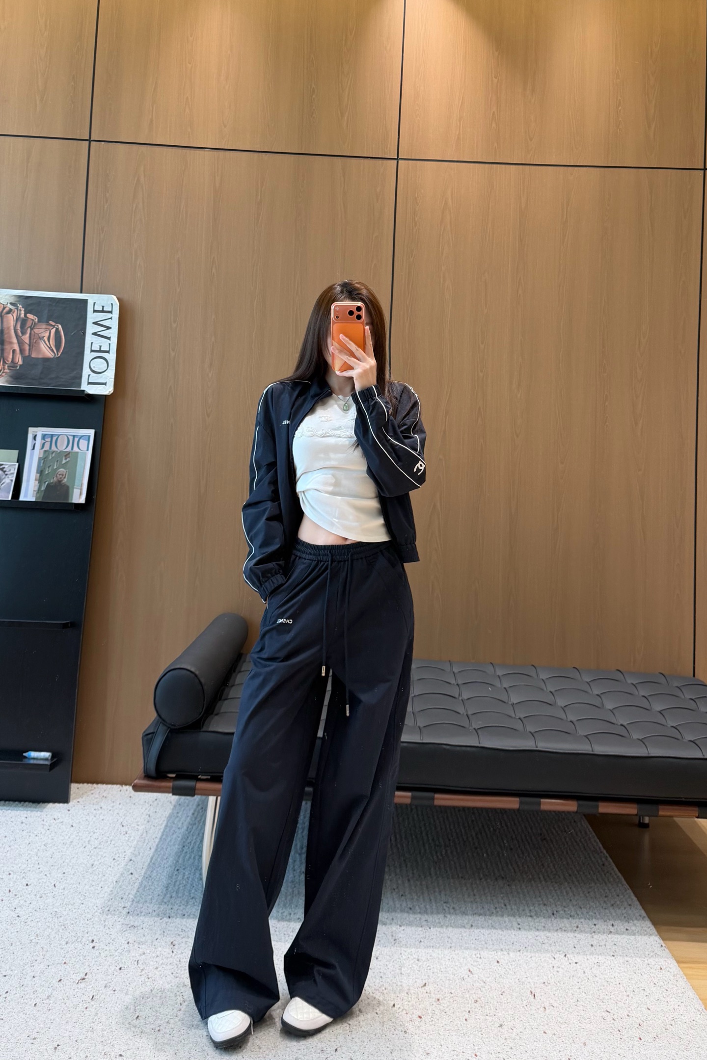 NO:721975,black upper body figure,,19860909黑色上身图,,,Women's clothing