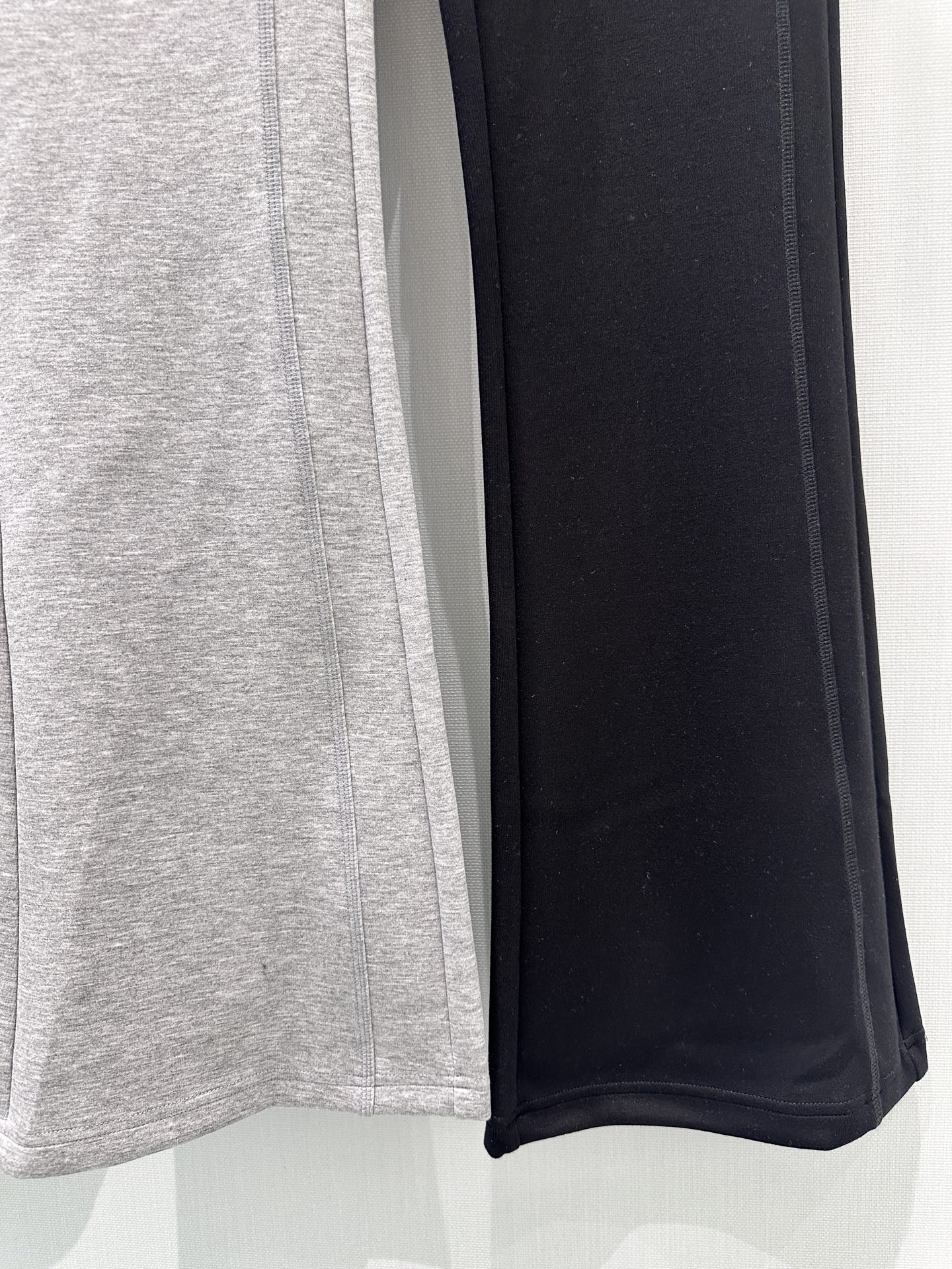 🛒𝐍𝐄𝐖 · 𝟐𝟎𝟐6/爆款现货设计师 原创｜26新品微喇抽绳休闲裤！定制版型 极简主义法式优雅的气质风