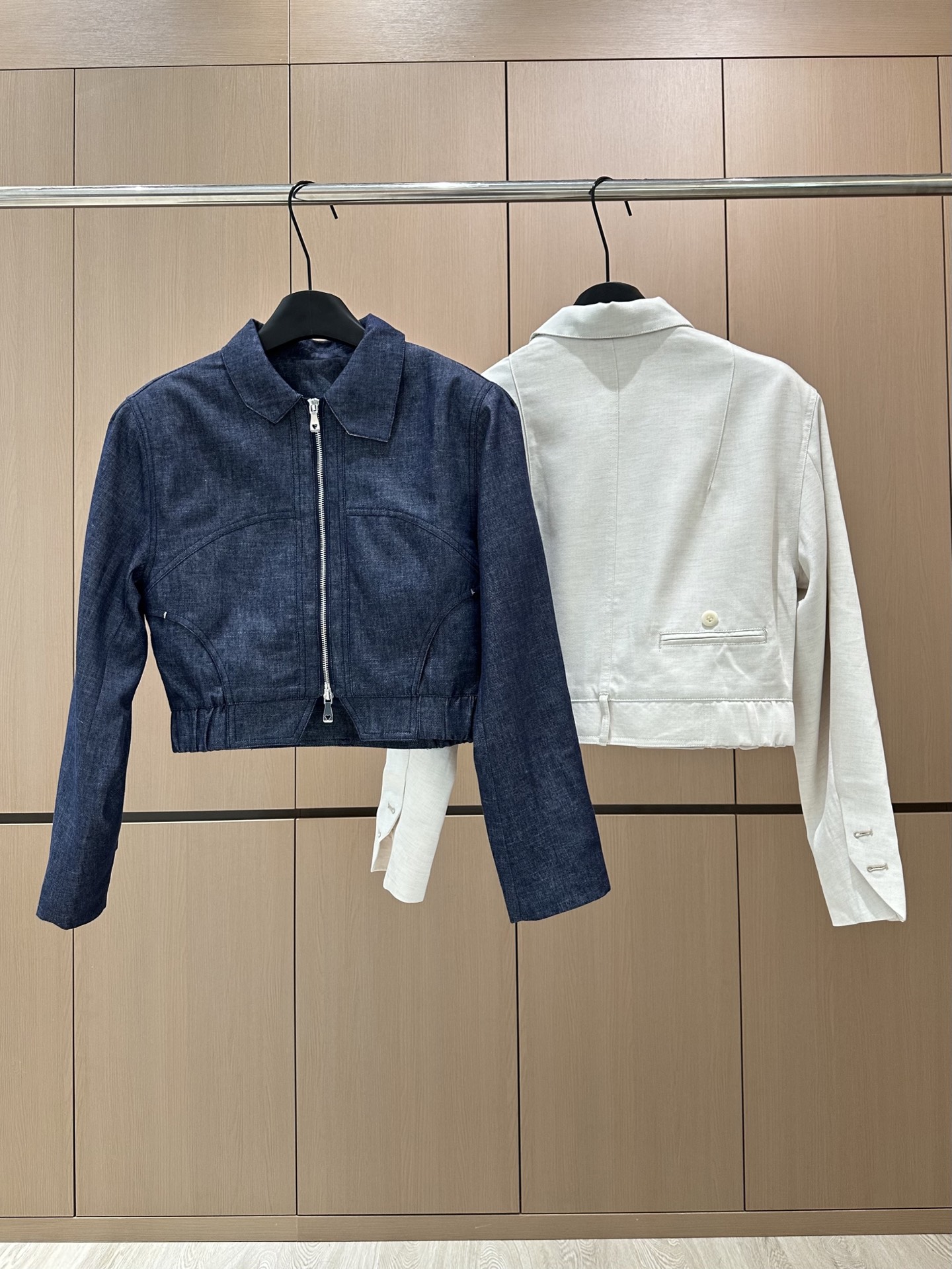 🛒𝐍𝐄𝐖 · 𝟐𝟎𝟐6/爆款现货设计师 原创｜26早春新品天丝亚麻套装！高端定制拉链外套，搭配松紧腰长裤