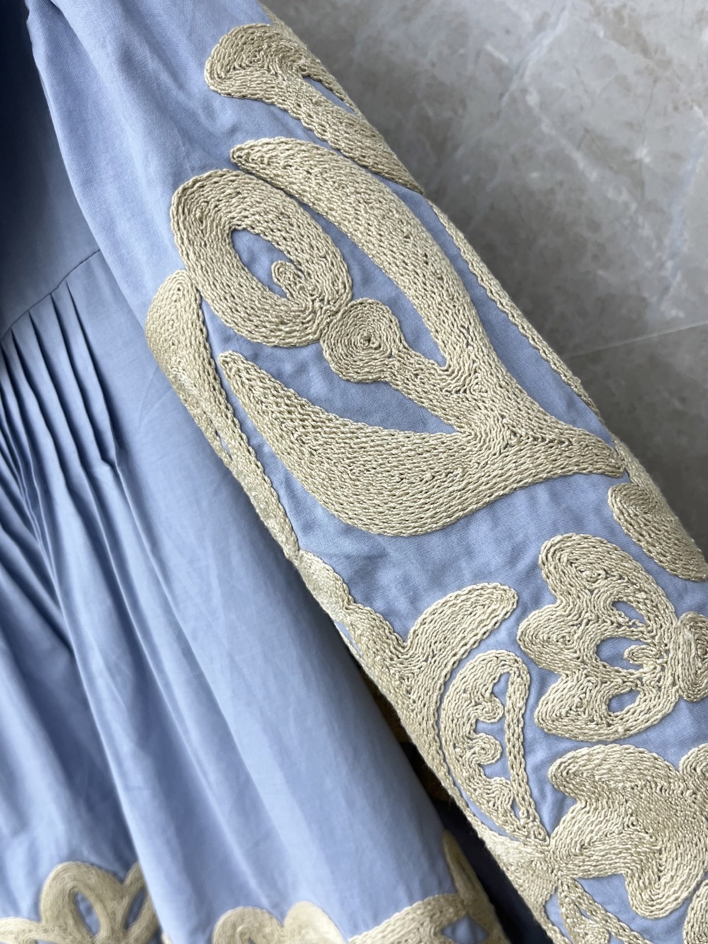 🛒𝐍𝐄𝐖 · 𝟐𝟎𝟐6/爆款现货原单品质 小众*｜2026新品长袖水溶刺绣衬衫灯笼袖设计 A字百褶版型 