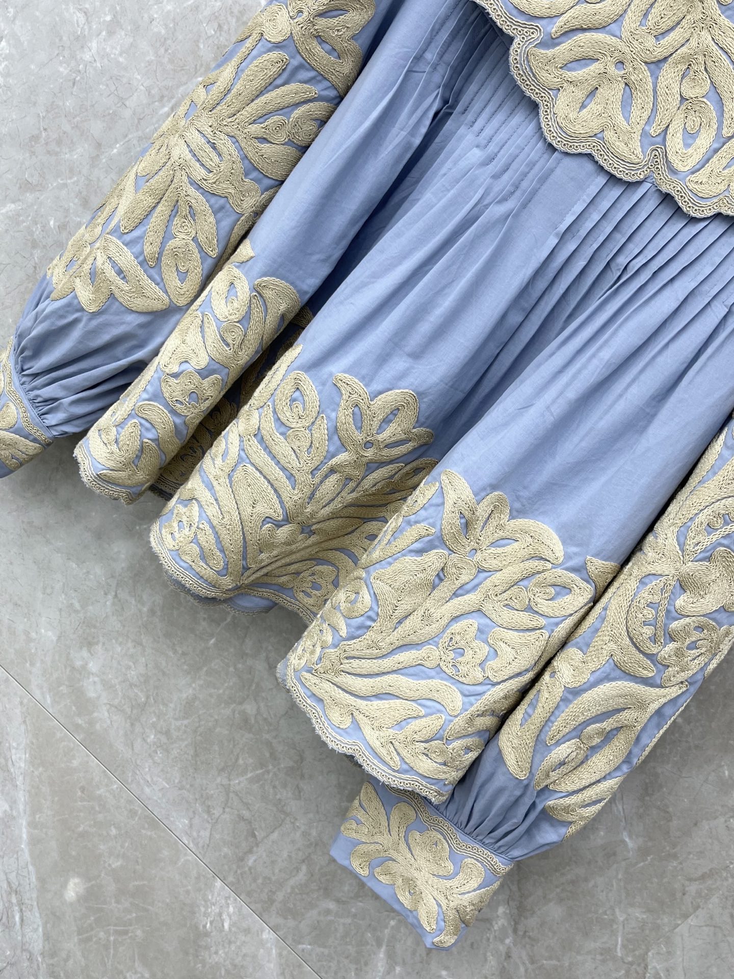 🛒𝐍𝐄𝐖 · 𝟐𝟎𝟐6/爆款现货原单品质 小众*｜2026新品长袖水溶刺绣衬衫灯笼袖设计 A字百褶版型 