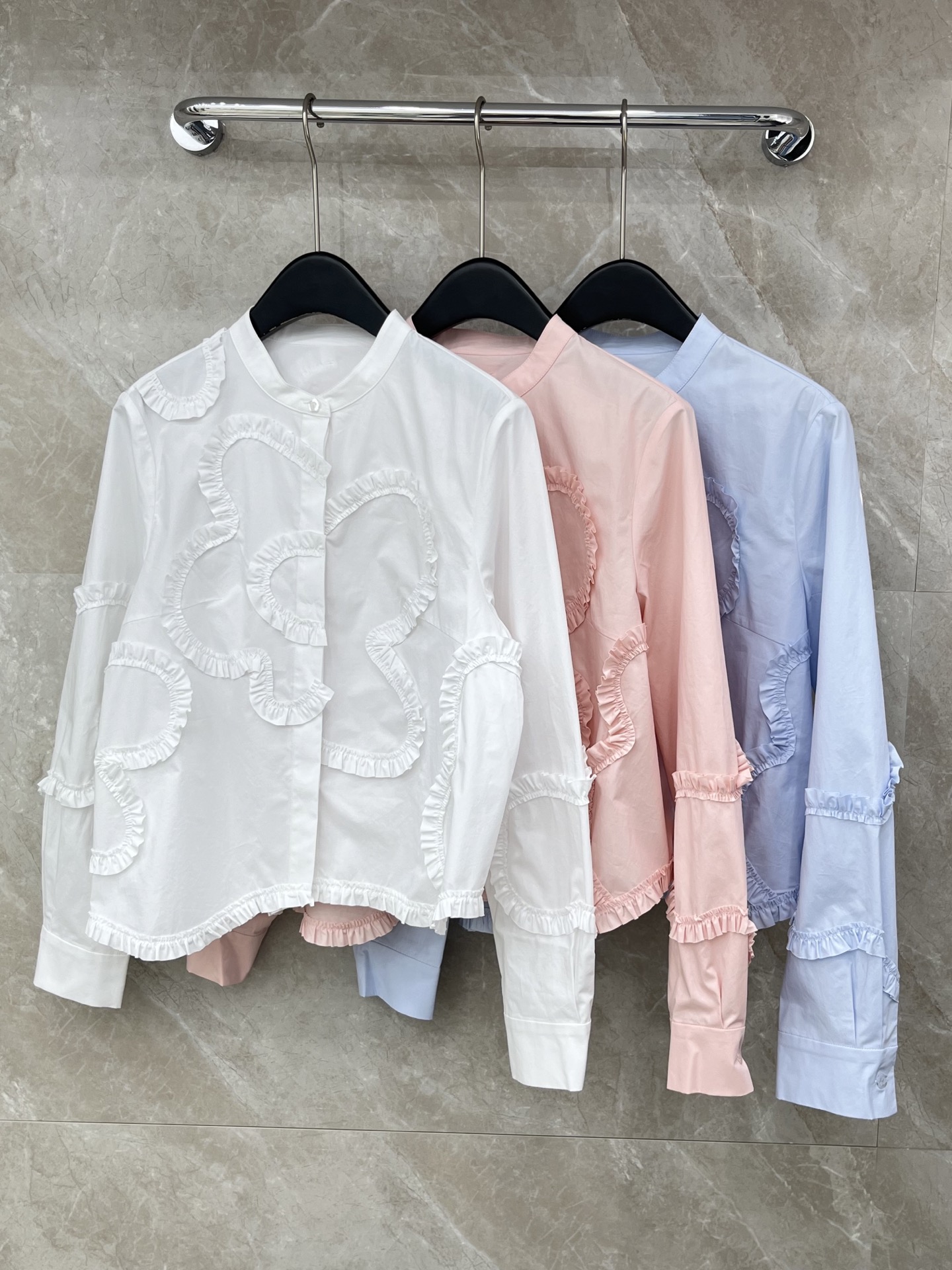 🛒𝐍𝐄𝐖 · 𝟐𝟎𝟐6/爆款现货原单品质 小众*｜2026新品长袖法式盘花衬衫精致甜美风设计 高级肌理细