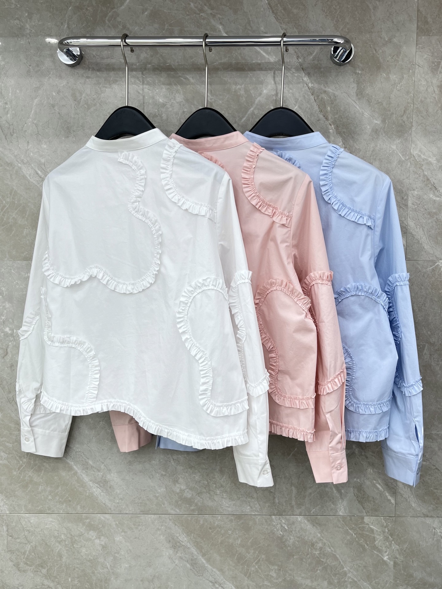 🛒𝐍𝐄𝐖 · 𝟐𝟎𝟐6/爆款现货原单品质 小众*｜2026新品长袖法式盘花衬衫精致甜美风设计 高级肌理细