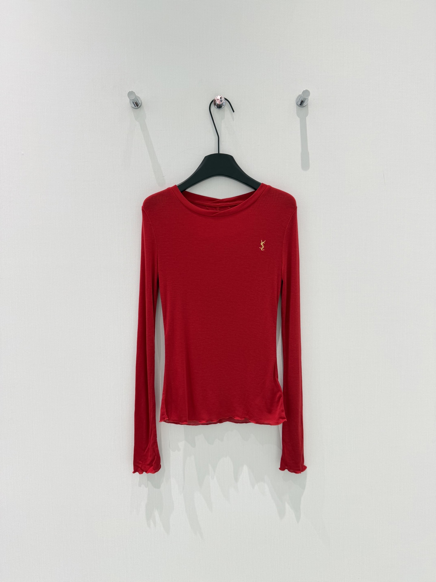 🛒𝐍𝐄𝐖 · 𝟐𝟎𝟐6/爆款现货设计师 原创｜2026新款天丝长袖打底衫云感舒适的系列！上身的触感谁穿谁