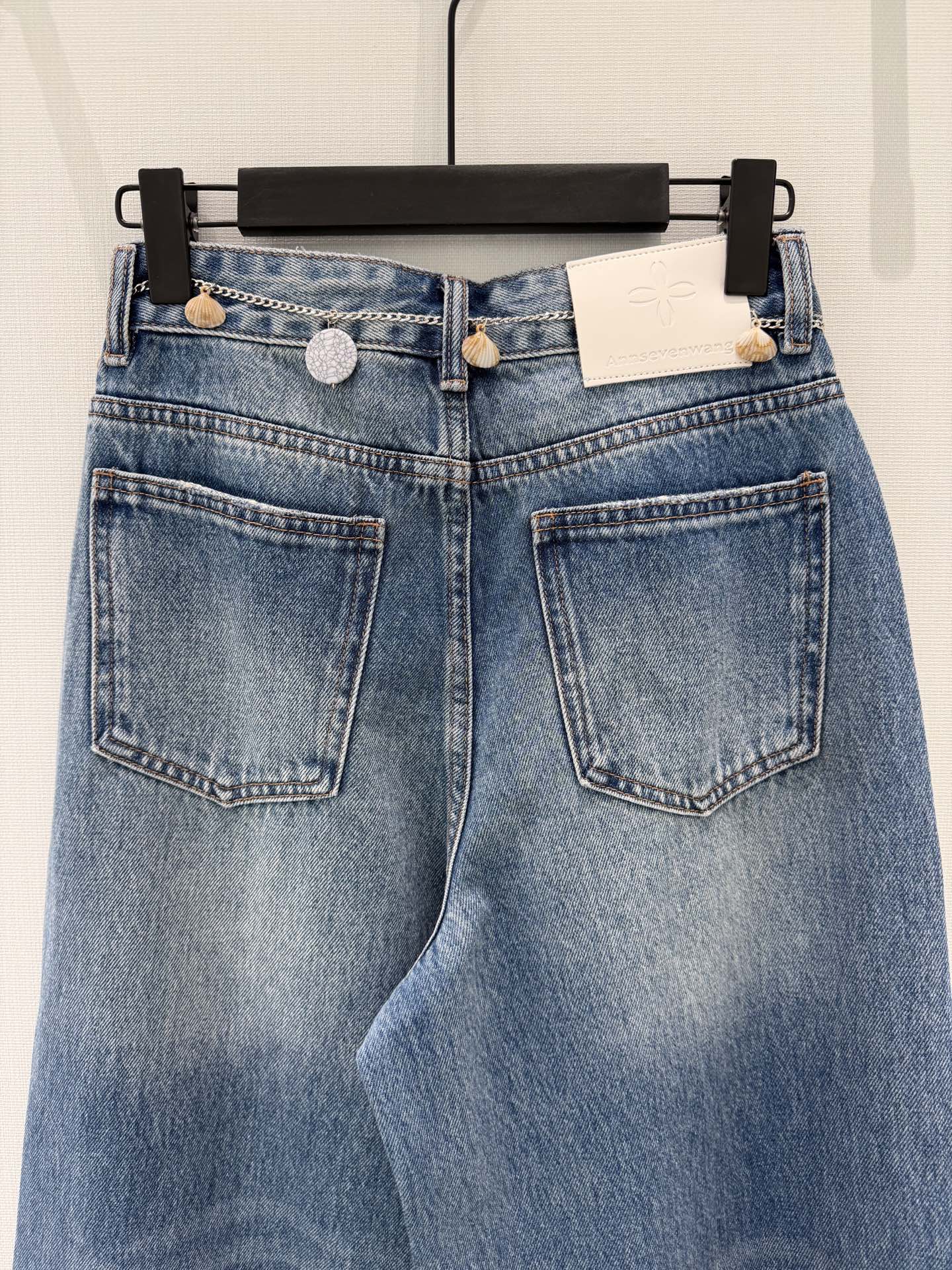 🛒𝐍𝐄𝐖 · 𝟐𝟎𝟐6/爆款现货【早春新款】原创｜定制雪花直筒牛仔裤采用高端定制面料，牛仔穿起来非常舒适