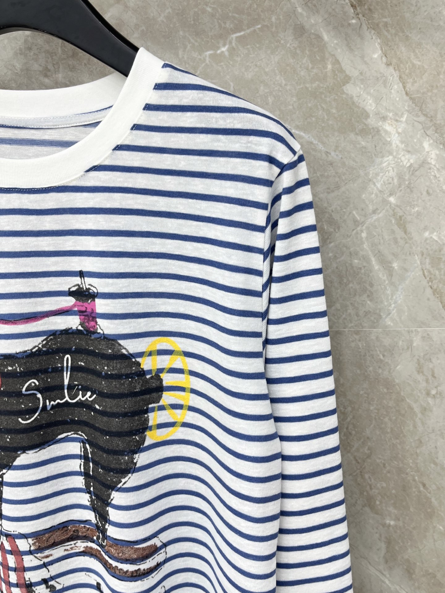 🛒𝐍𝐄𝐖 · 𝟐𝟎𝟐6/爆款现货原单品质 小众｜精致印花长袖条纹T恤高订面料 亲肤透气舒适标志性字母图案