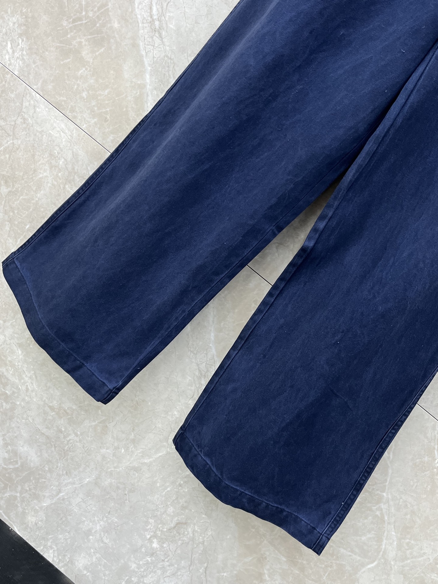 🛒𝐍𝐄𝐖 · 𝟐𝟎𝟐6/爆款现货【早春新款】Miu Mi*｜26新款花边休闲裤颜色百搭高级 尽显高级随意