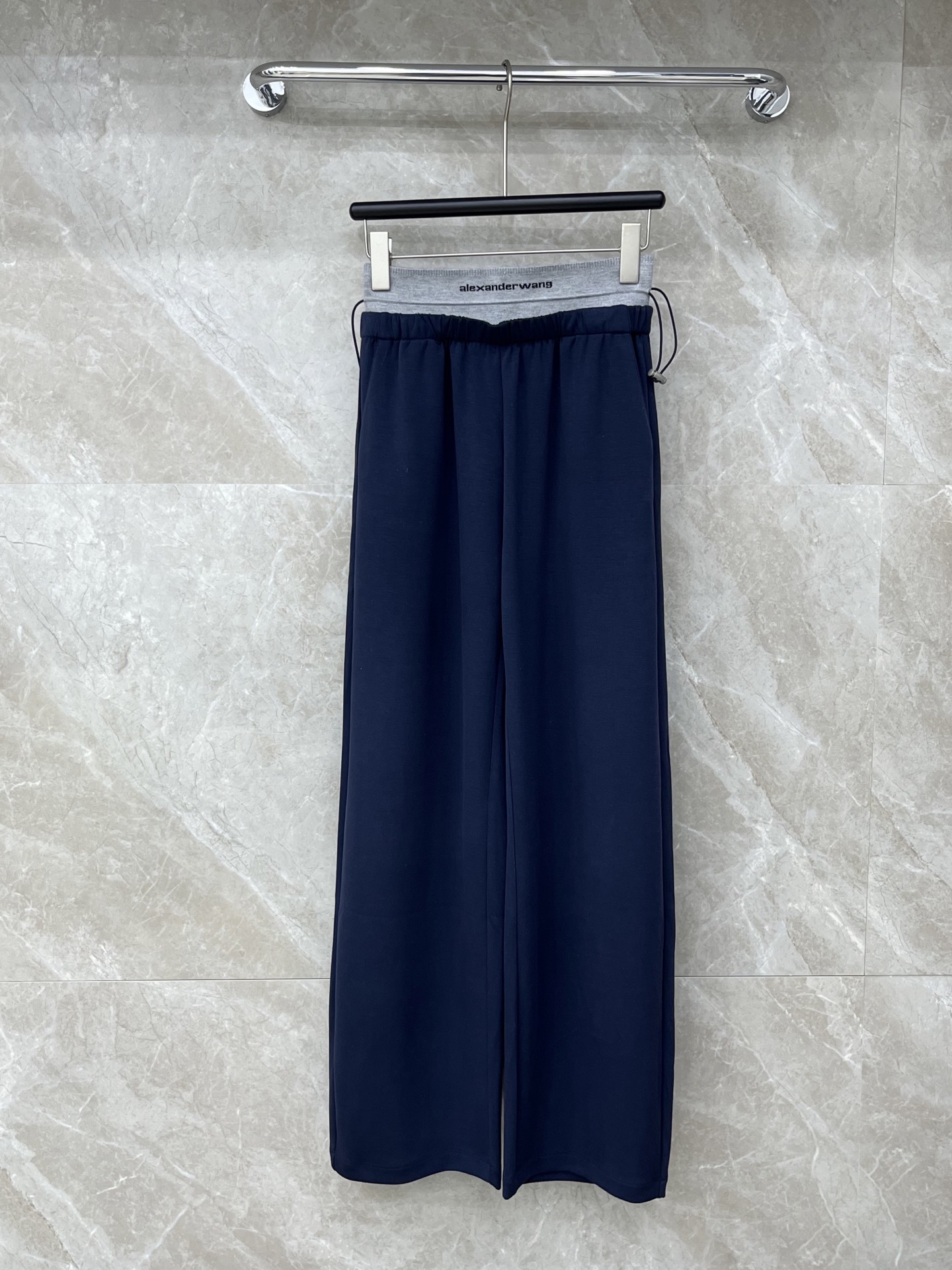 🛒𝐍𝐄𝐖 · 𝟐𝟎𝟐6/爆款现货【早春新款】Alex*｜26新款抽绳织带休闲裤颜色百搭高级 尽显高级随意