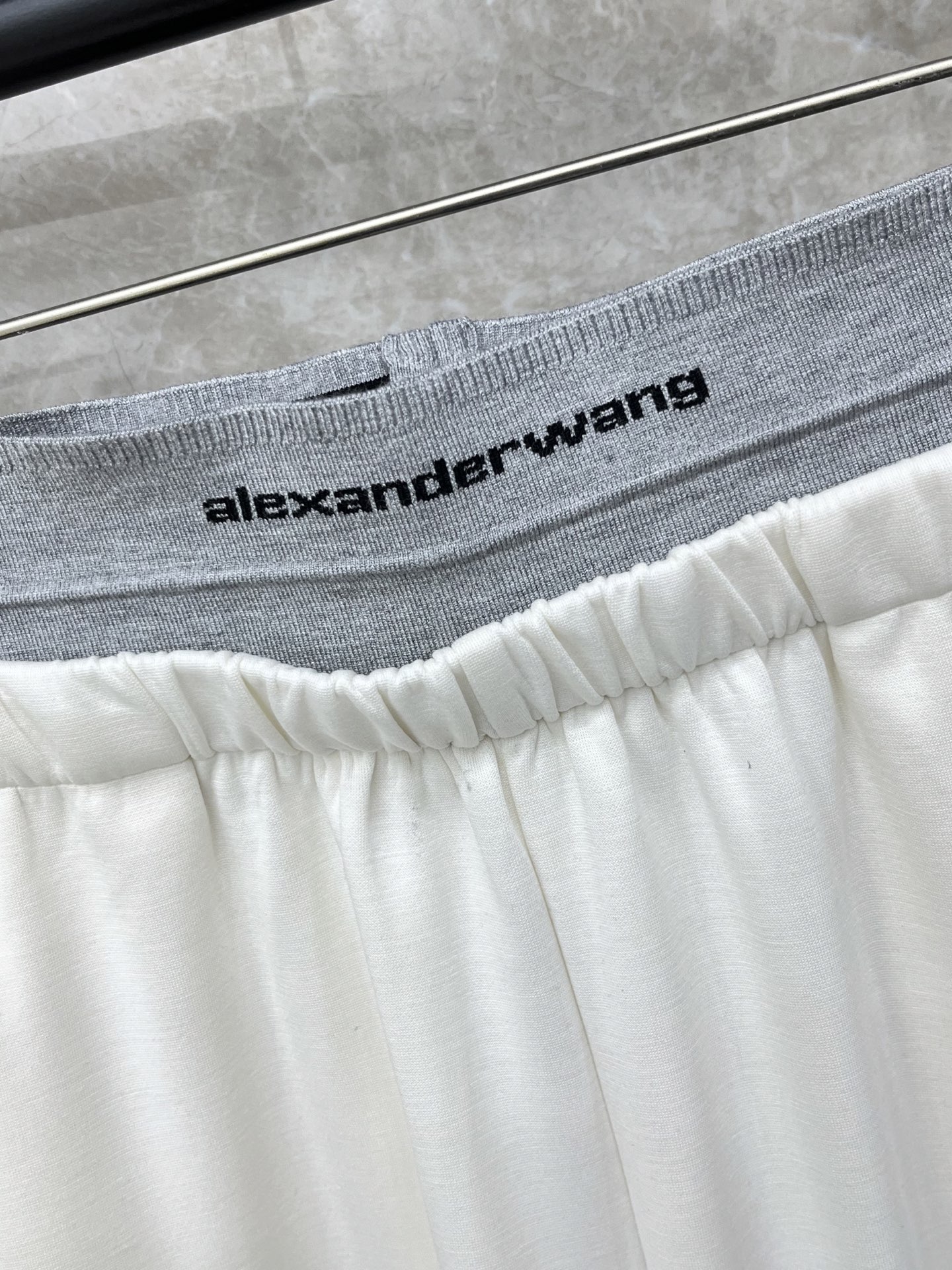 🛒𝐍𝐄𝐖 · 𝟐𝟎𝟐6/爆款现货【早春新款】Alex*｜26新款抽绳织带休闲裤颜色百搭高级 尽显高级随意