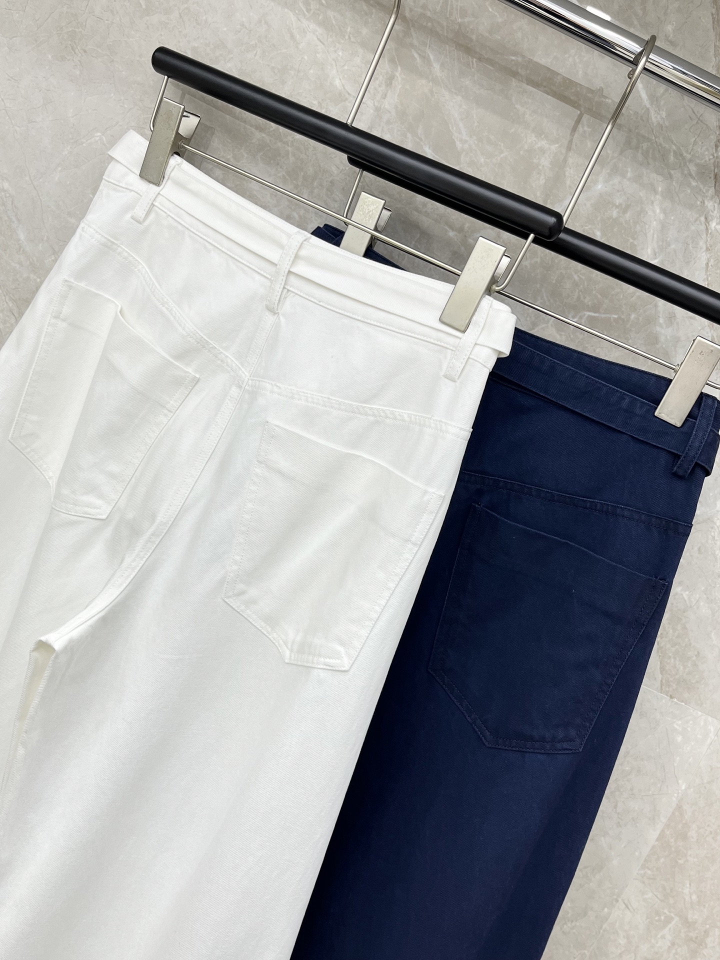 🛒𝐍𝐄𝐖 · 𝟐𝟎𝟐6/爆款现货【早春新款】Cha*｜26新款织带休闲裤颜色百搭高级 尽显高级随意感 视