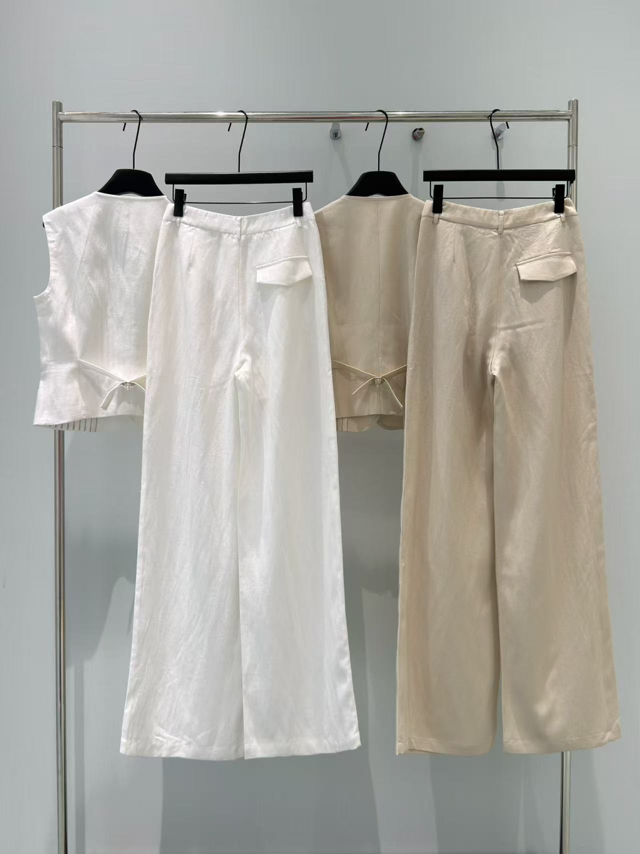 🛒𝐍𝐄𝐖 · 𝟐𝟎𝟐6/爆款现货【春夏上新】设计师｜26新品重工天丝亚麻系带马甲长裤套装！高端定制小背心